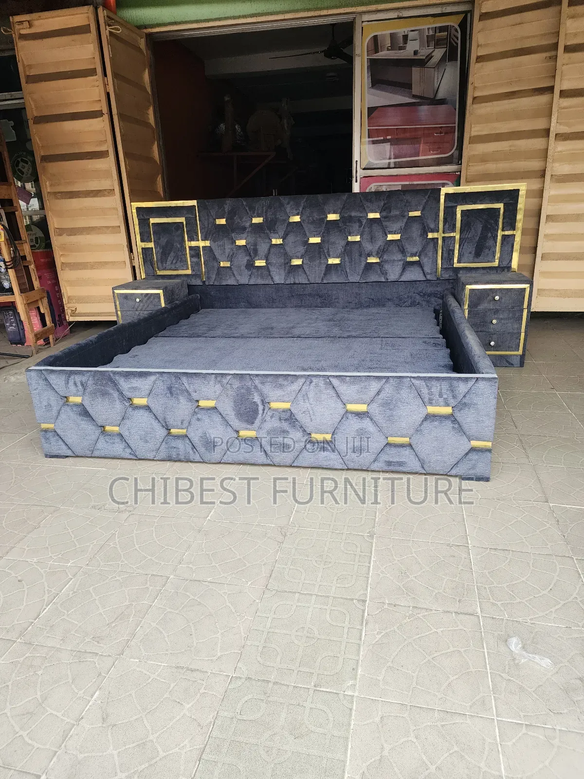 Brand New Padded 6by6 Upholstery Bed