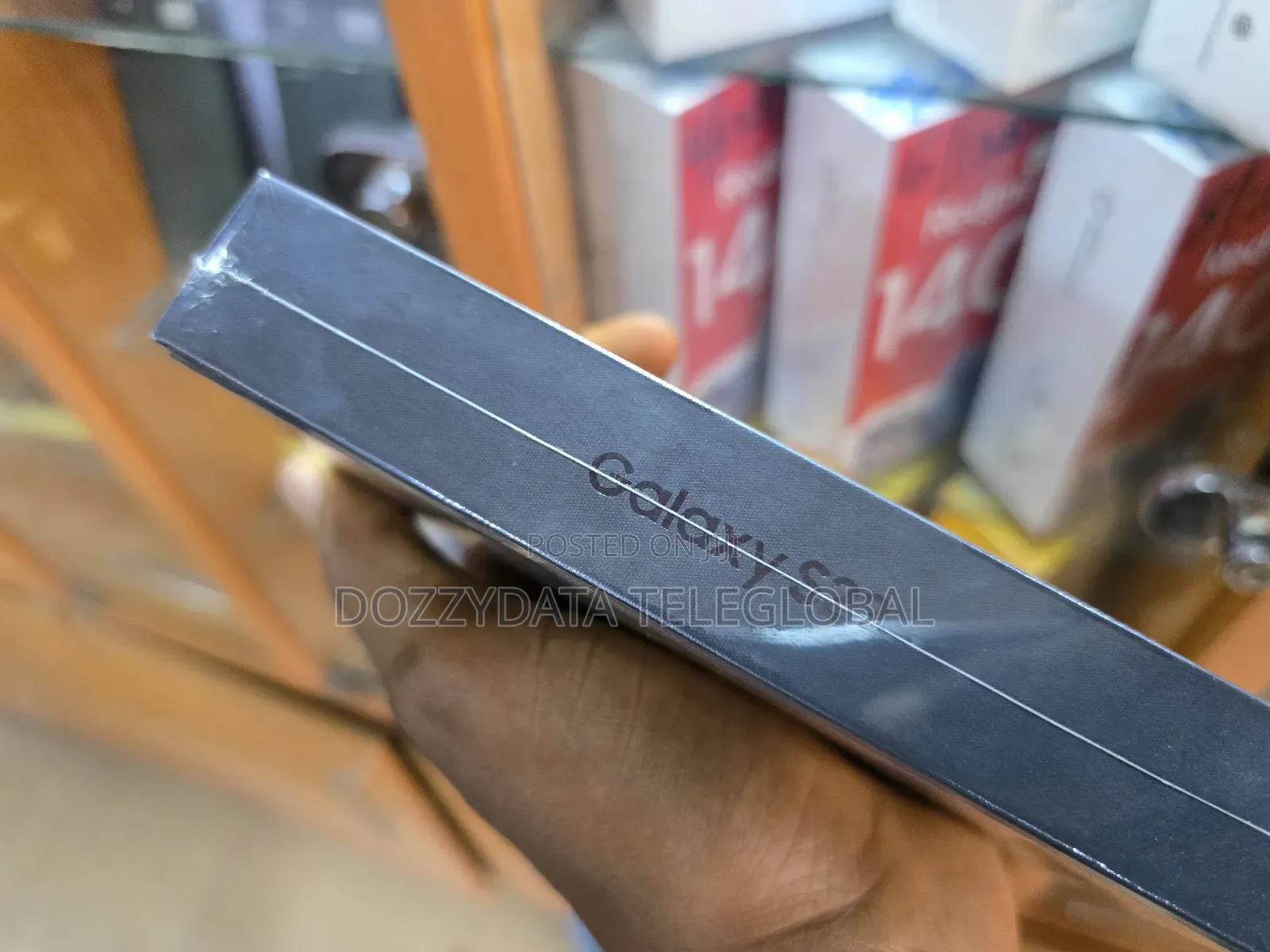 New Samsung Galaxy S22 5G 128 GB
