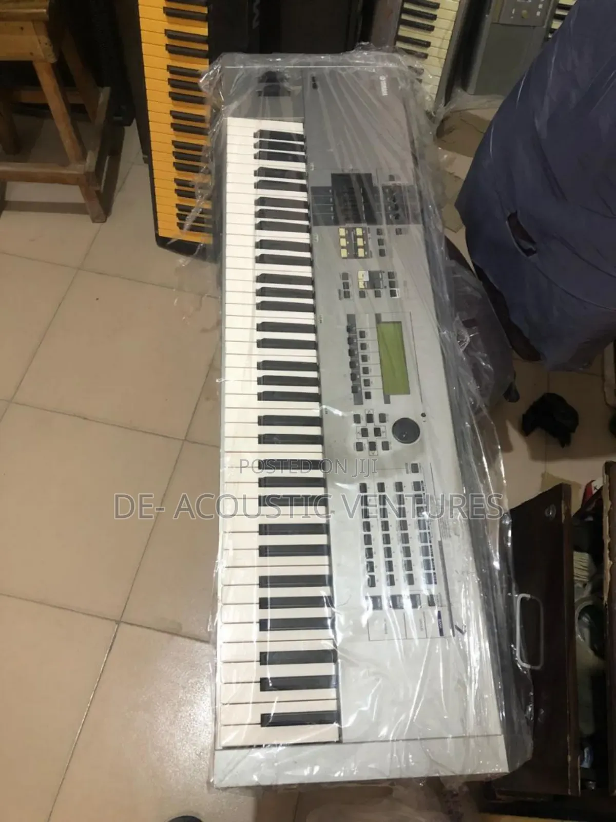 Direct Uk Used Motif 7 Yamaha Keyboard