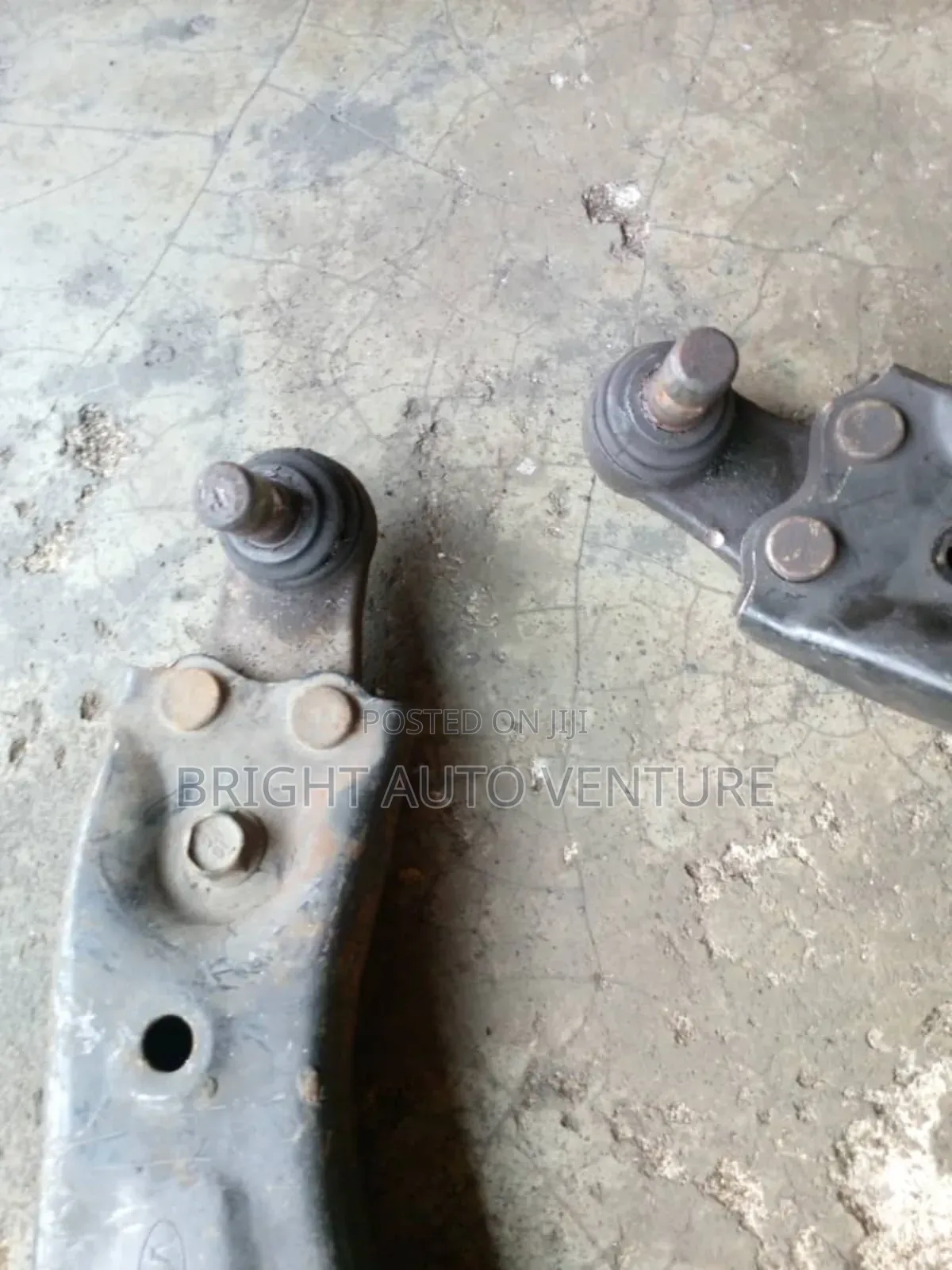 Lower Arms for Hyundai Ix35 Set