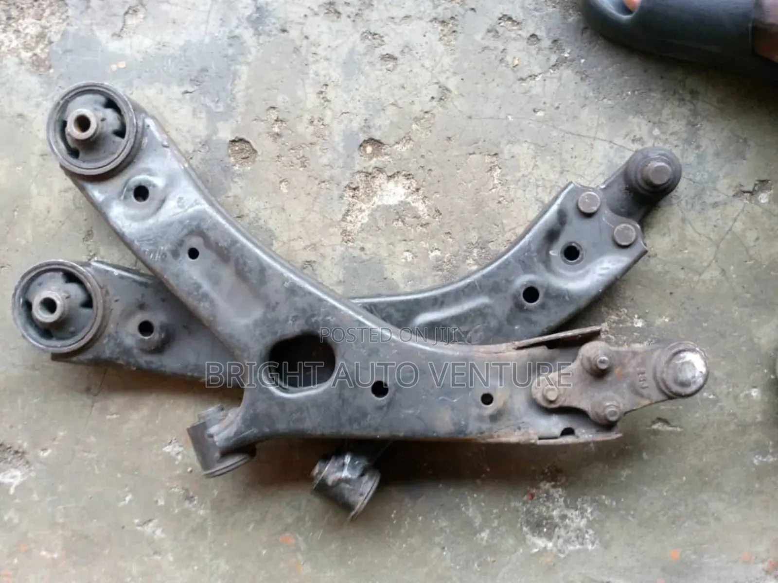 Lower Arms for Hyundai Ix35 Set