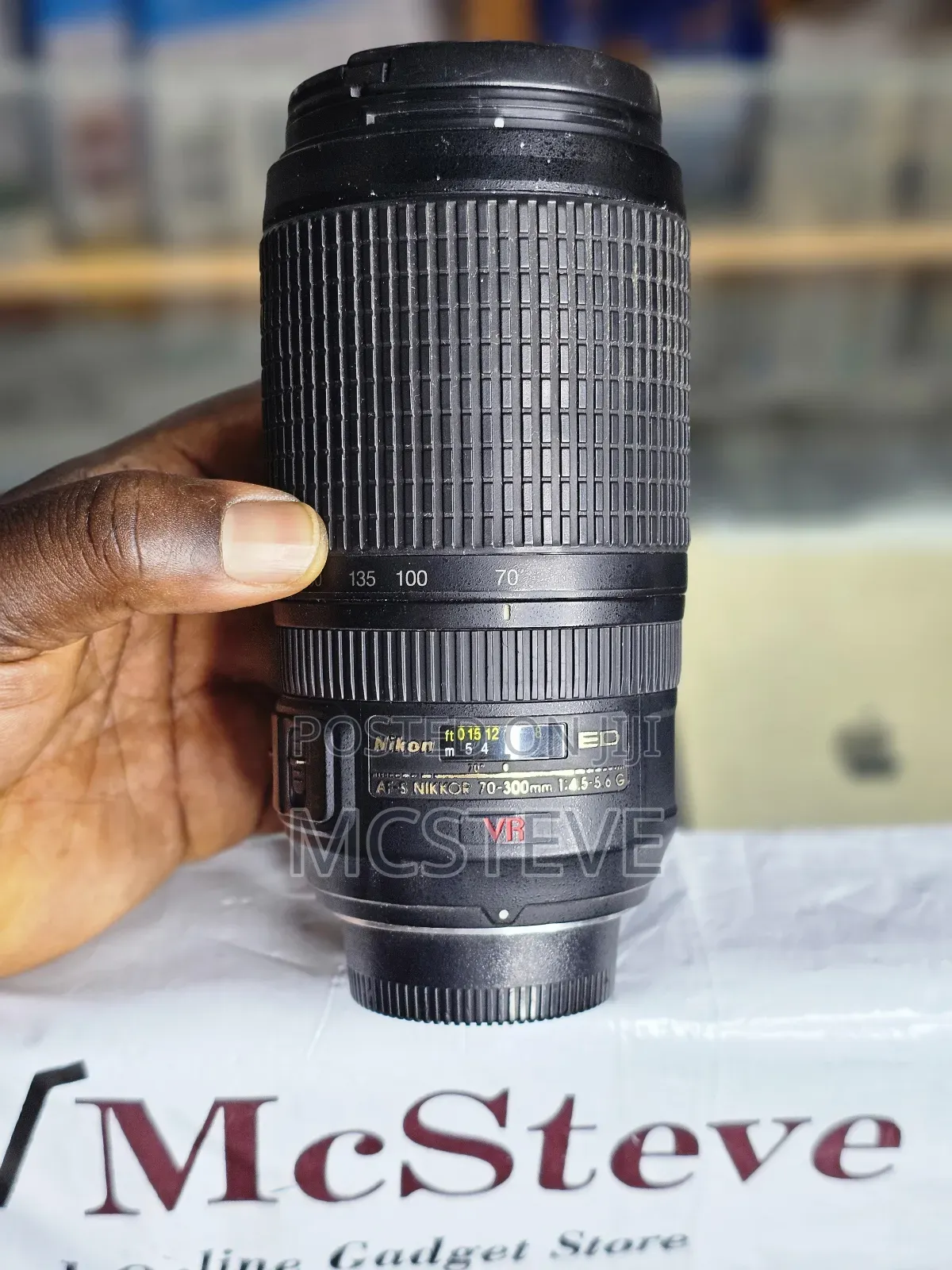 Nikon Nikkor 70-300mm 1.4 VR ED Lens