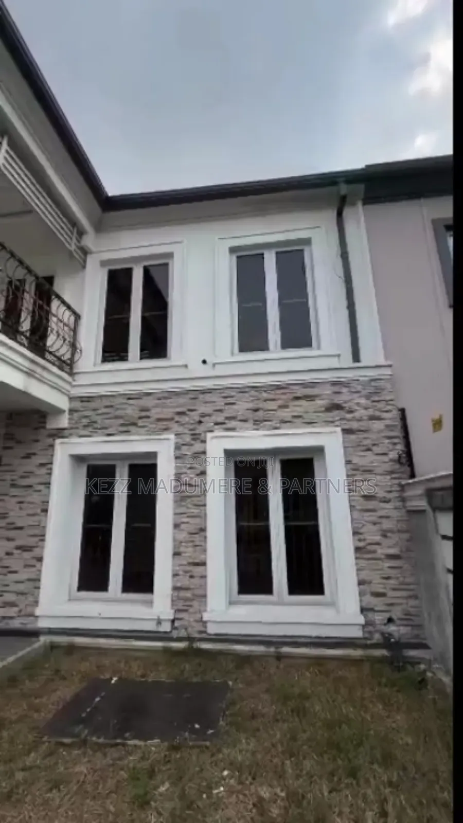 4bdrm Duplex in Nafbase Harmony for sale