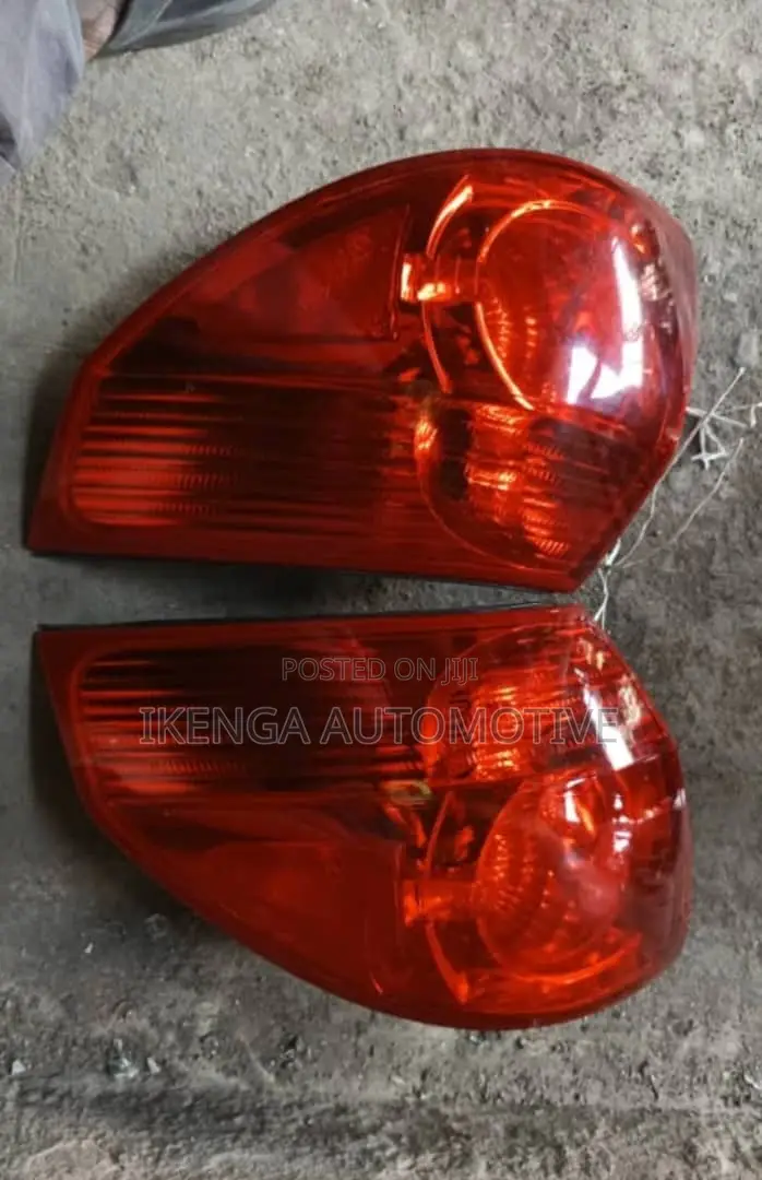 Rearlight Toyota Sienna 2006 Model
