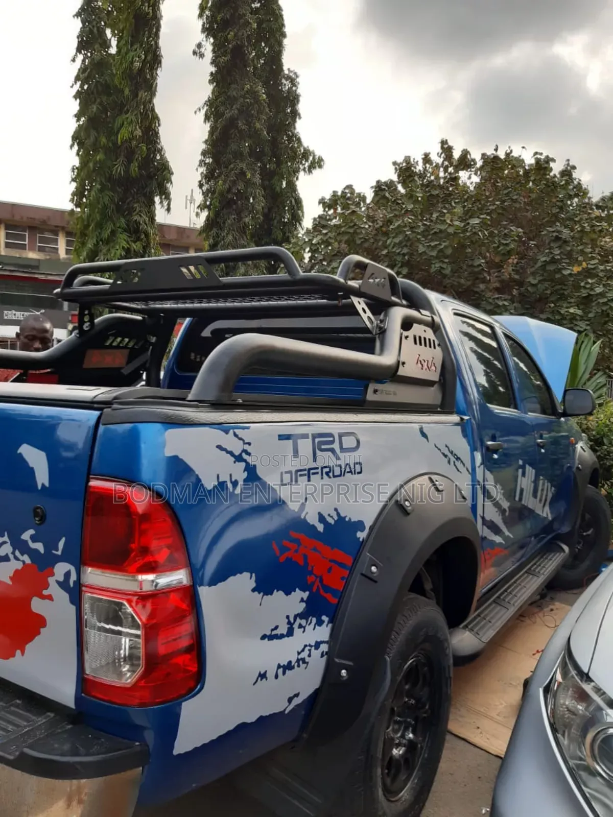 Rolling Boot Cover With Off Road Spoiler for Toyota Hilux