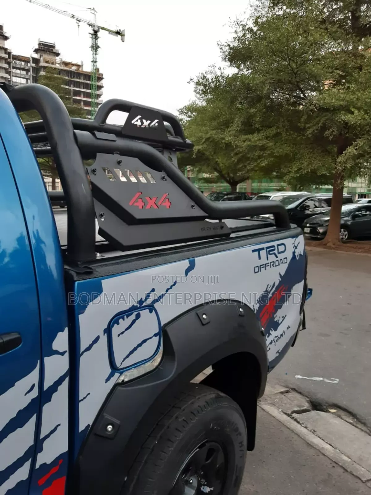 Rolling Boot Cover With Off Road Spoiler for Toyota Hilux