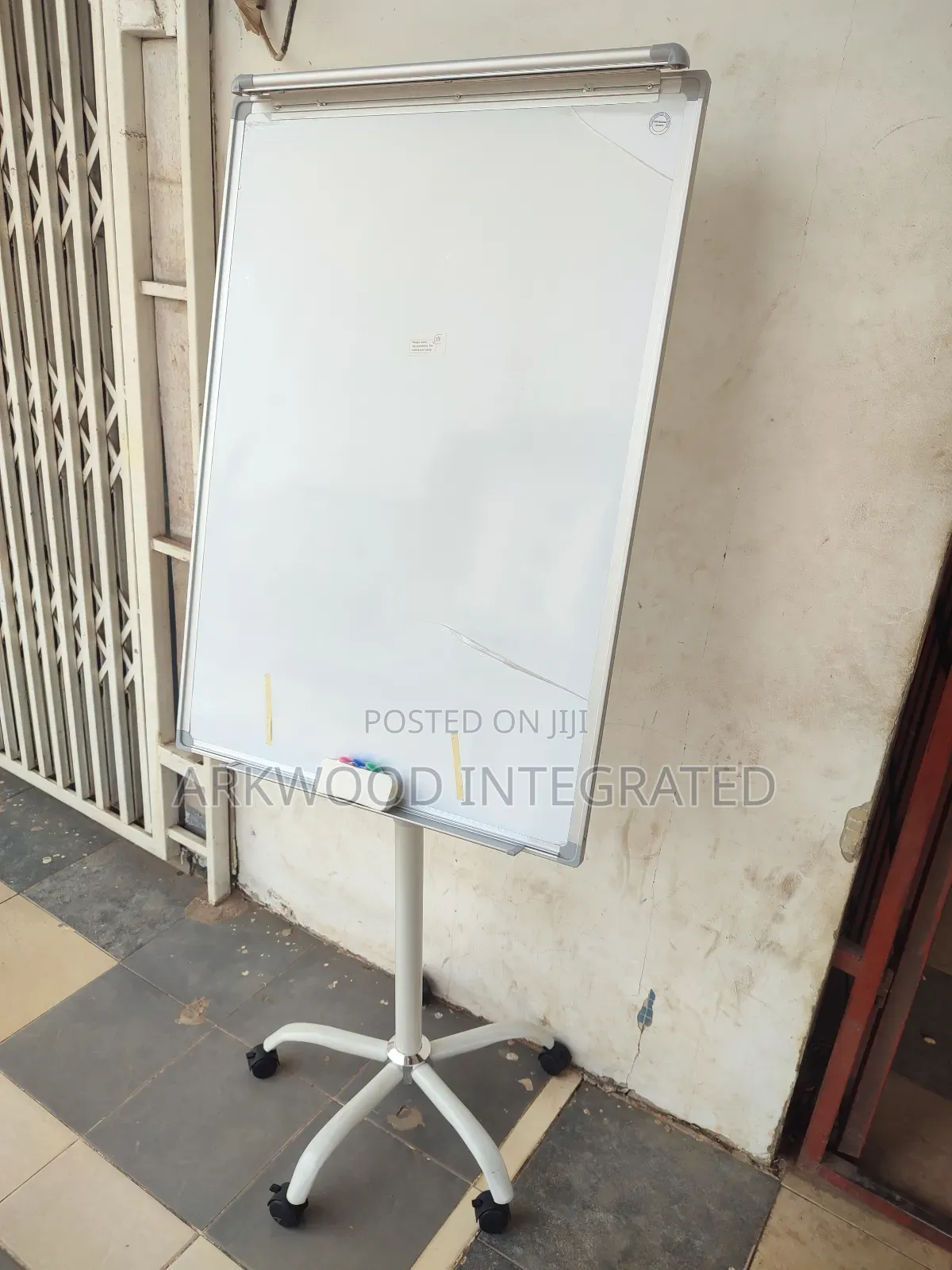 Training White Board With Height Adjustable Stand