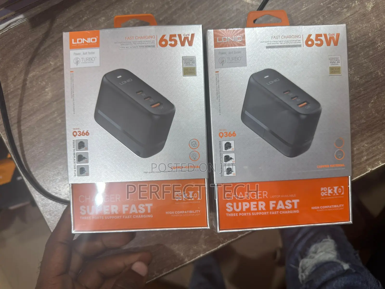 LDNIO 65w Super Fast Adapter With Double Type-C Port Usb