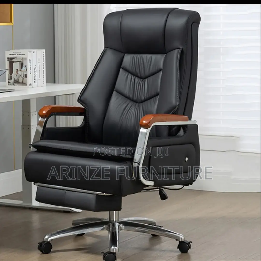 Classic Orthopedic Messaging Chair
