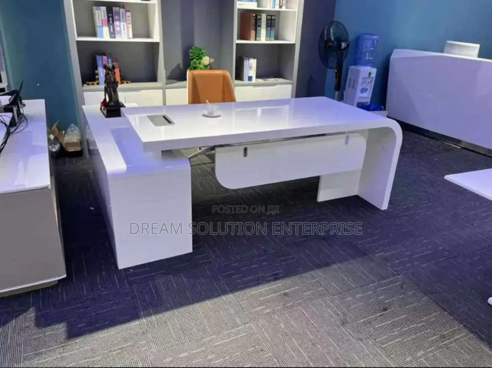 1.6 Classic Executive Office Desk