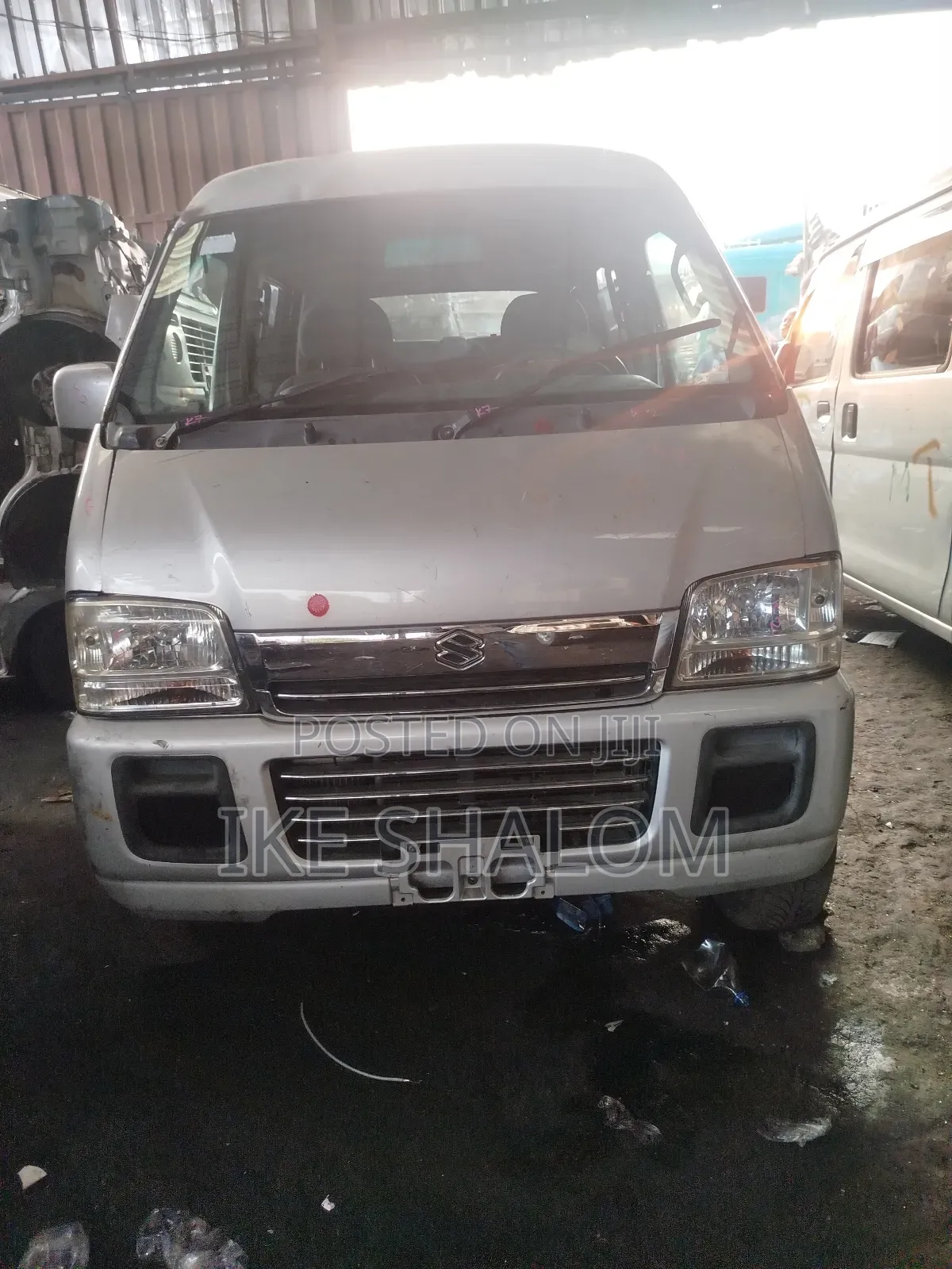 Suzuki Every 2010