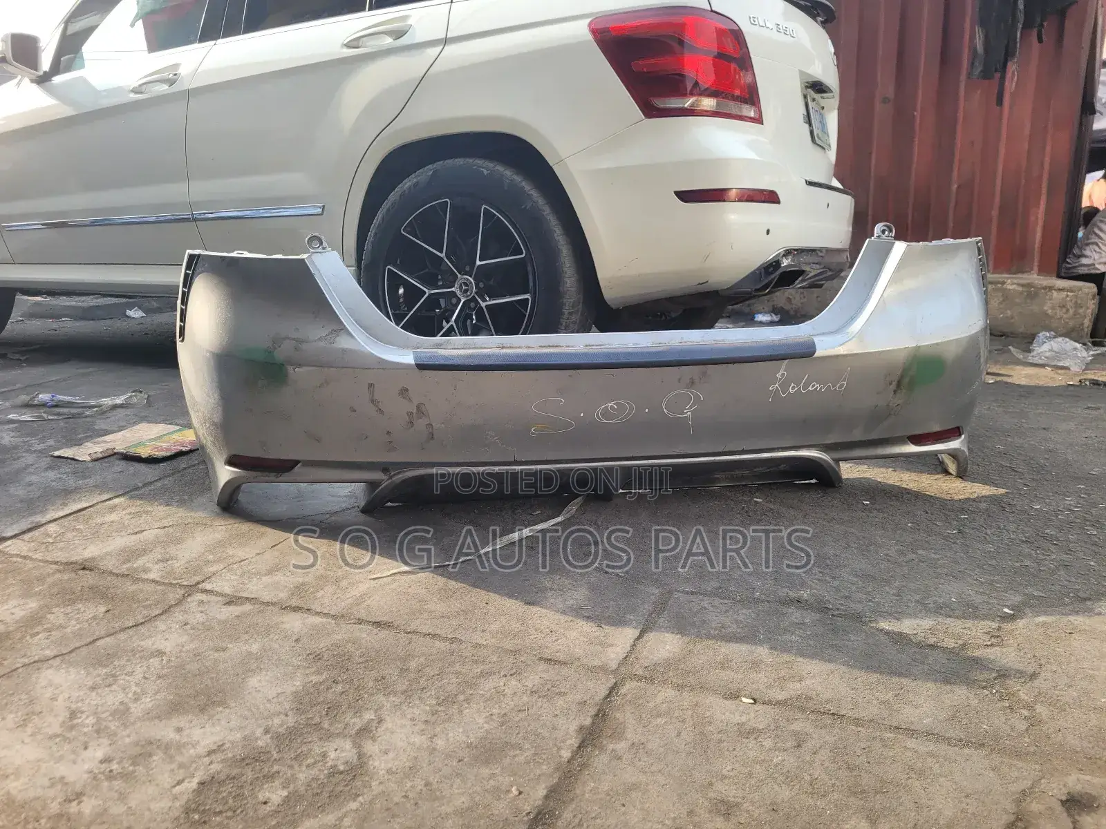 Complete Back Bumper Toyota Camry 2018 Se