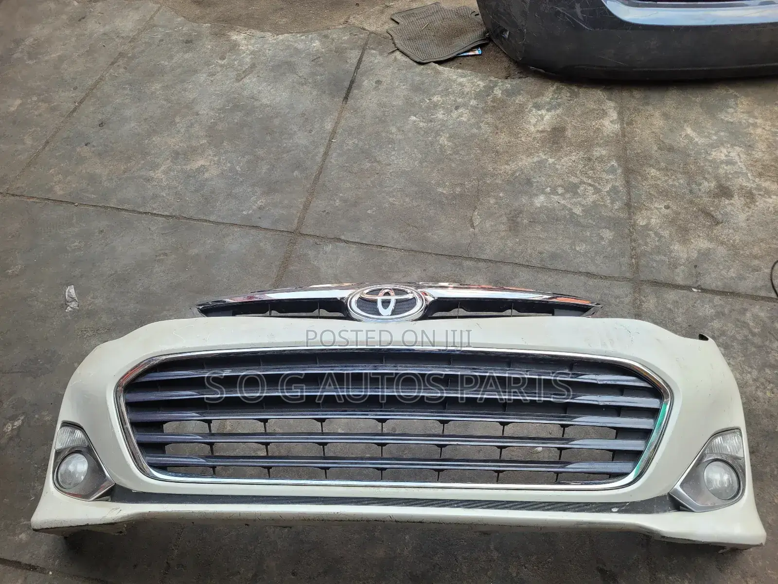 Complete Front Bumper Avalon 2014
