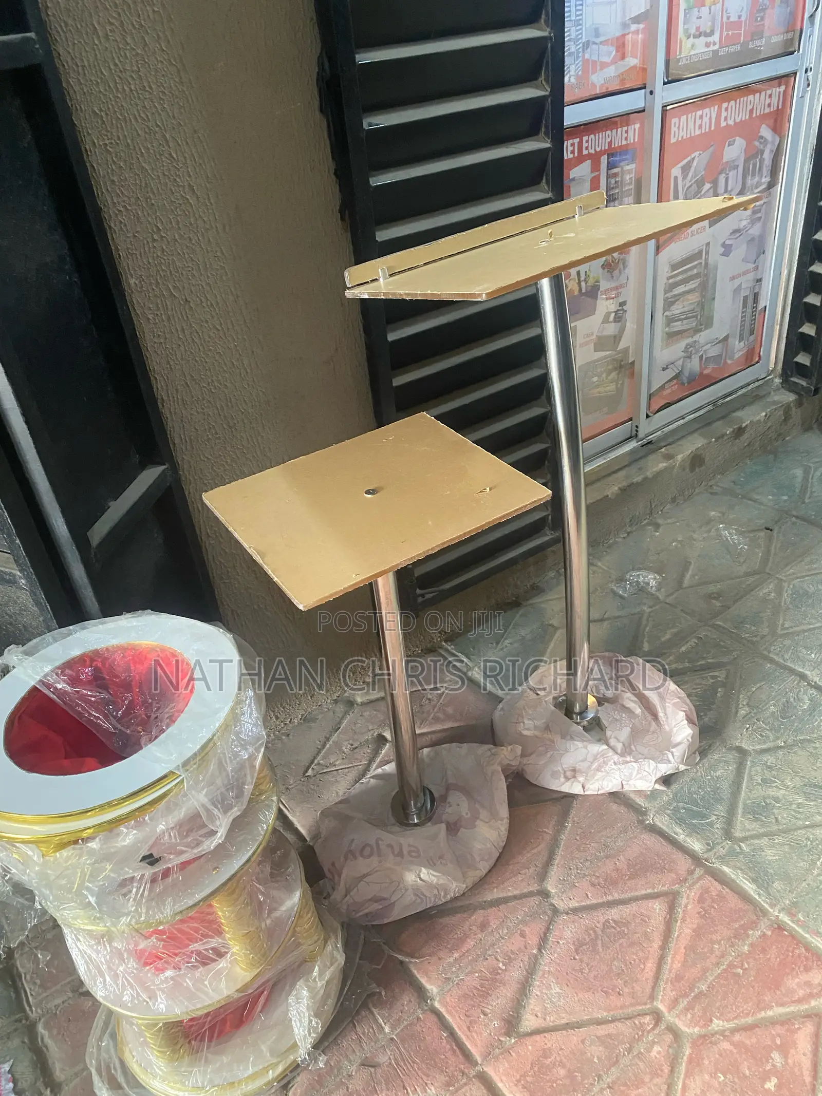 High Quality Acrylic Unbreakable Single Pole Pulpit