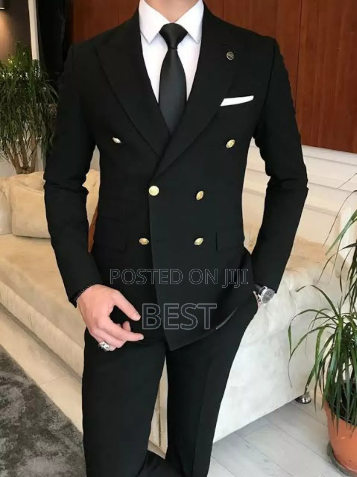 Double Brested Quality Suit With Gold Bottons