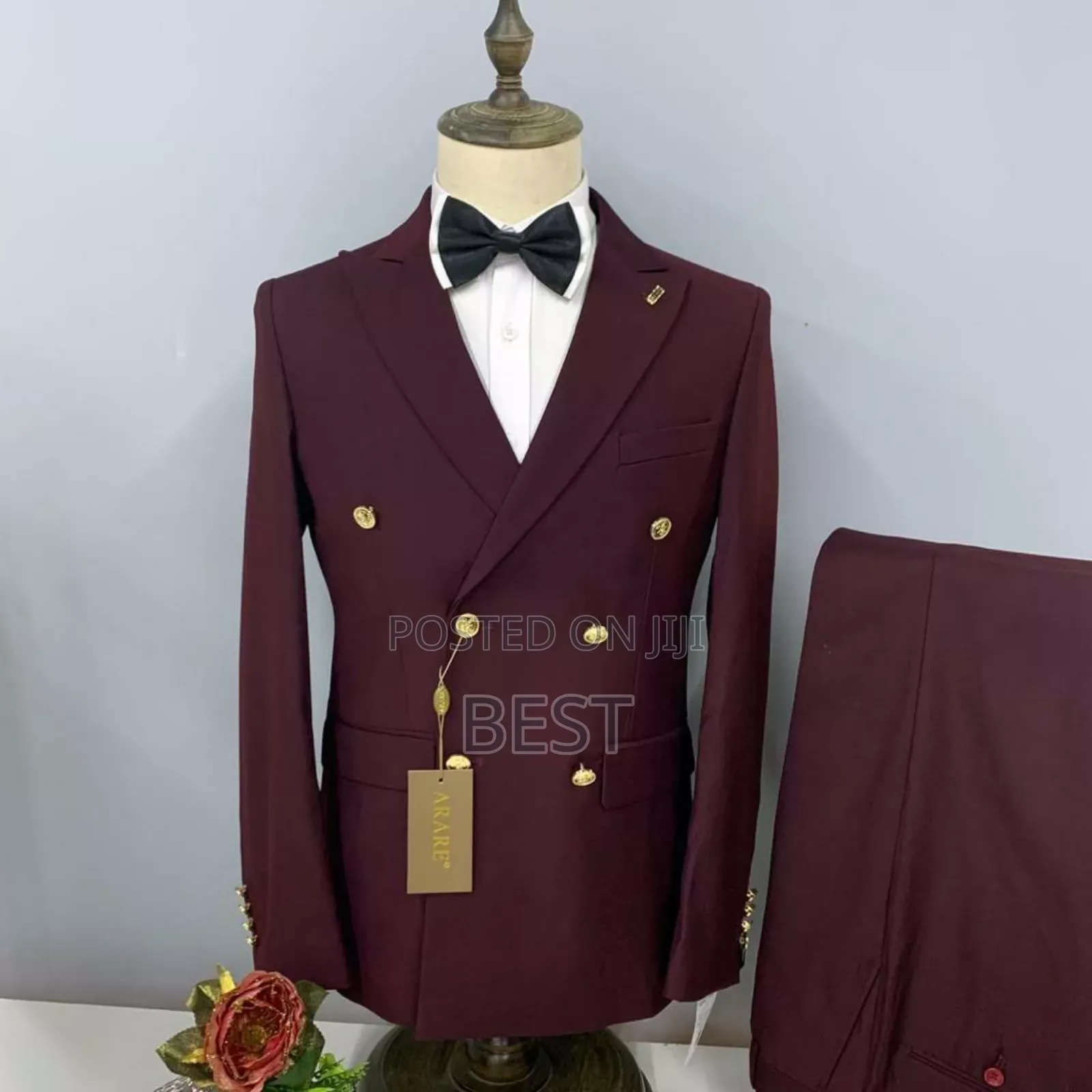 Double Brested Quality Suit With Gold Bottons