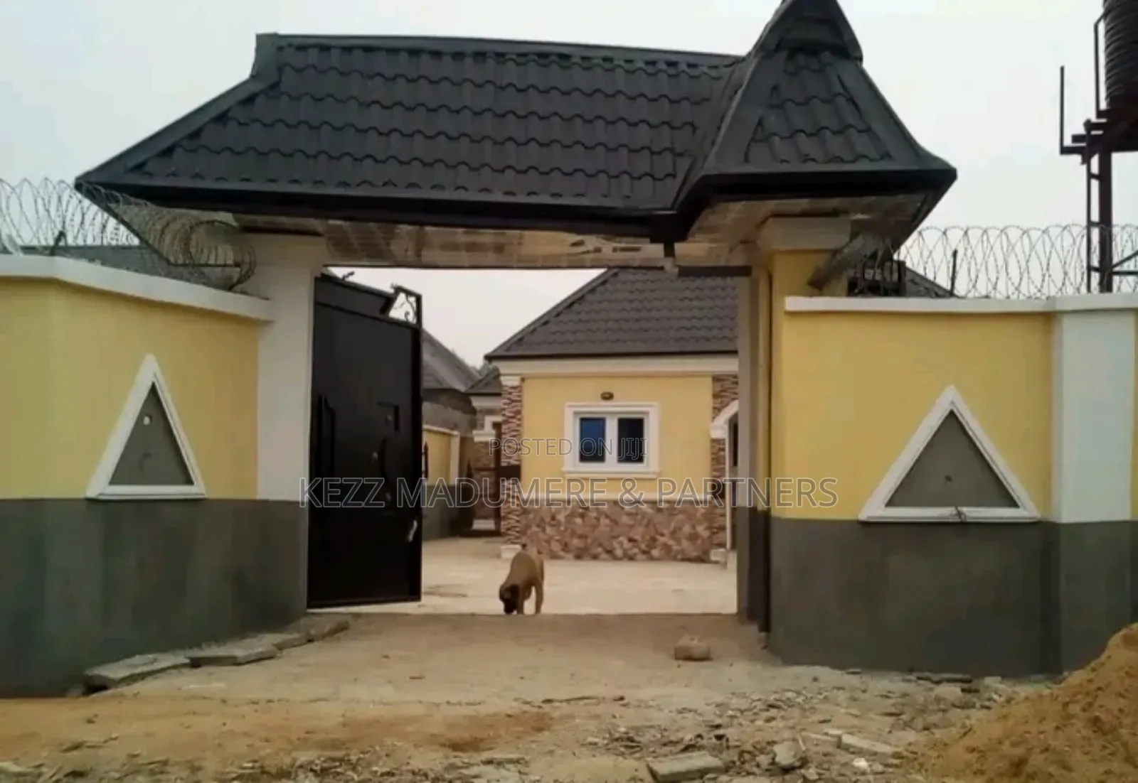5bdrm Bungalow in Avu , Owerri, Imo for sale