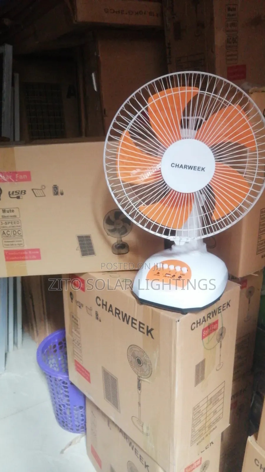 Rechargeable/Solar Table Fan