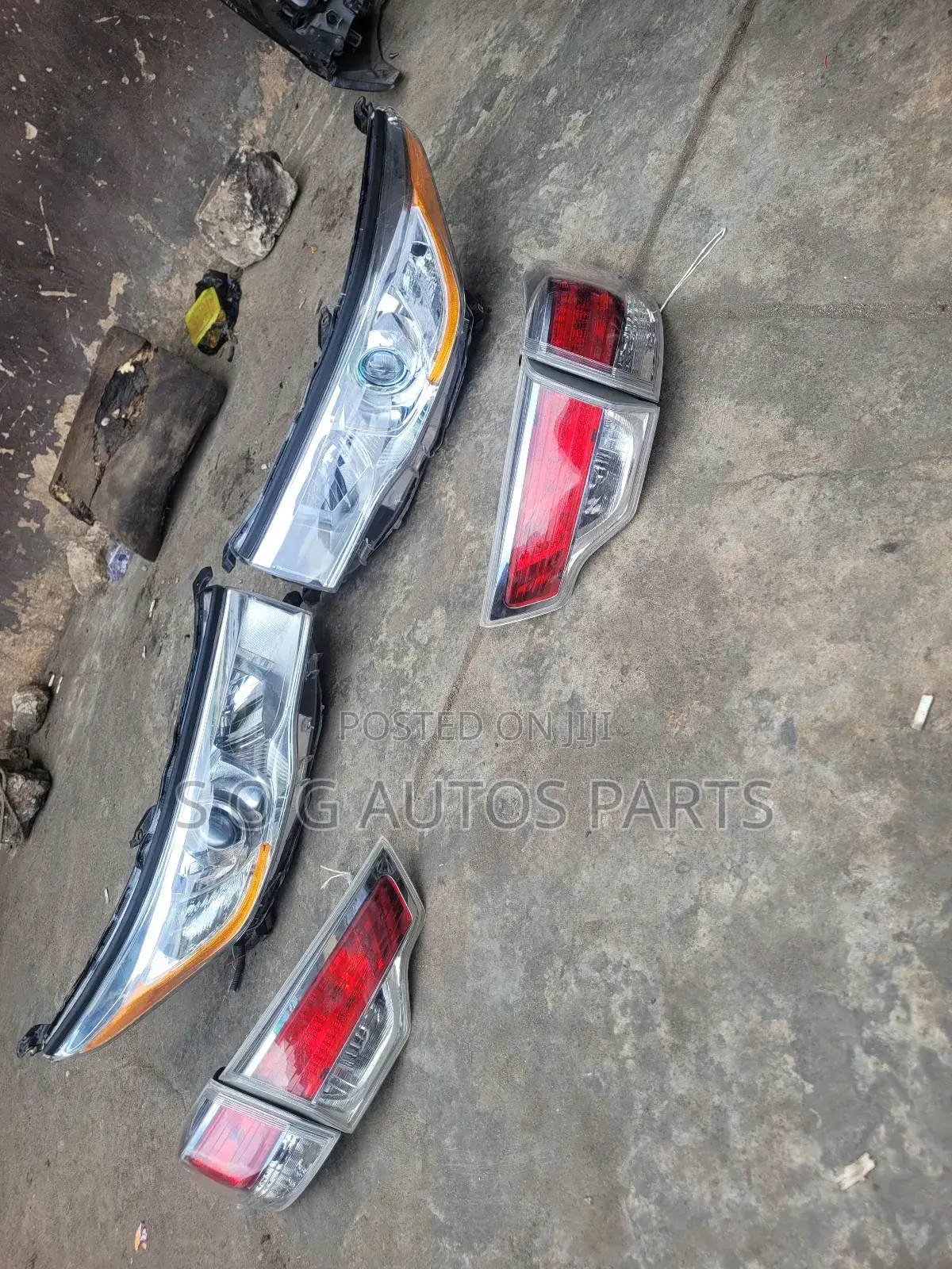 Headlamp and Back Lights Highlander 2015
