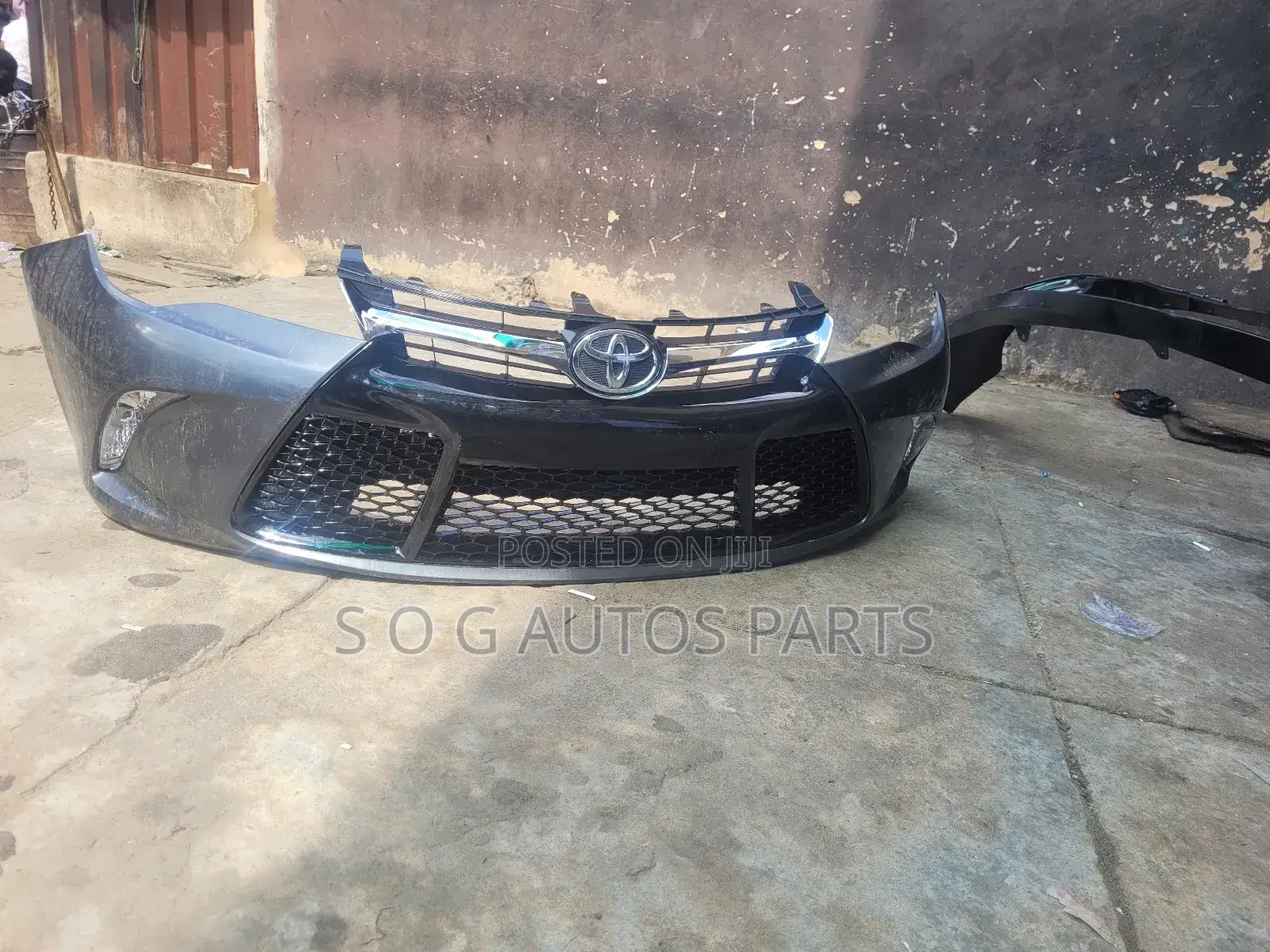Complete Front Bumper Camry 2015