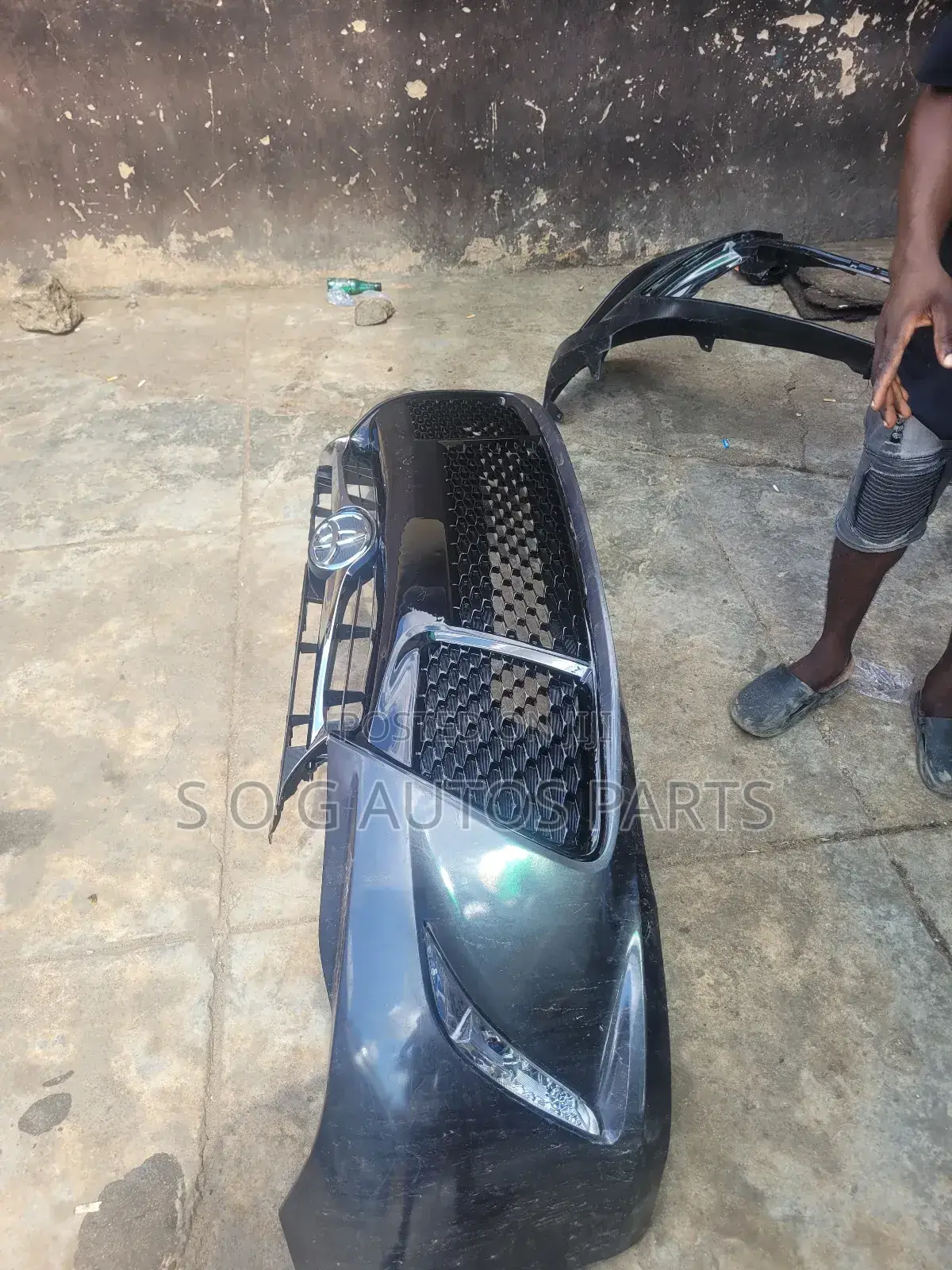 Complete Front Bumper Camry 2015