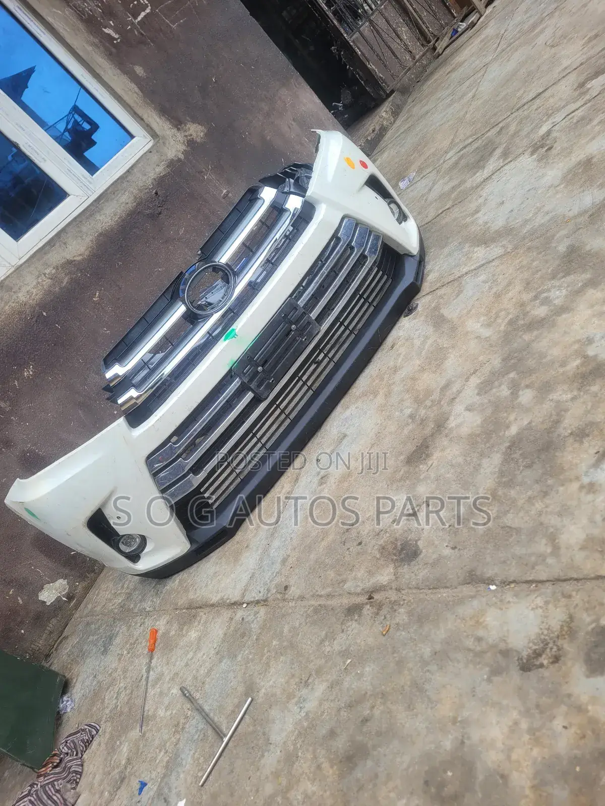 Complete Front Bumper Toyota Highlander 2018