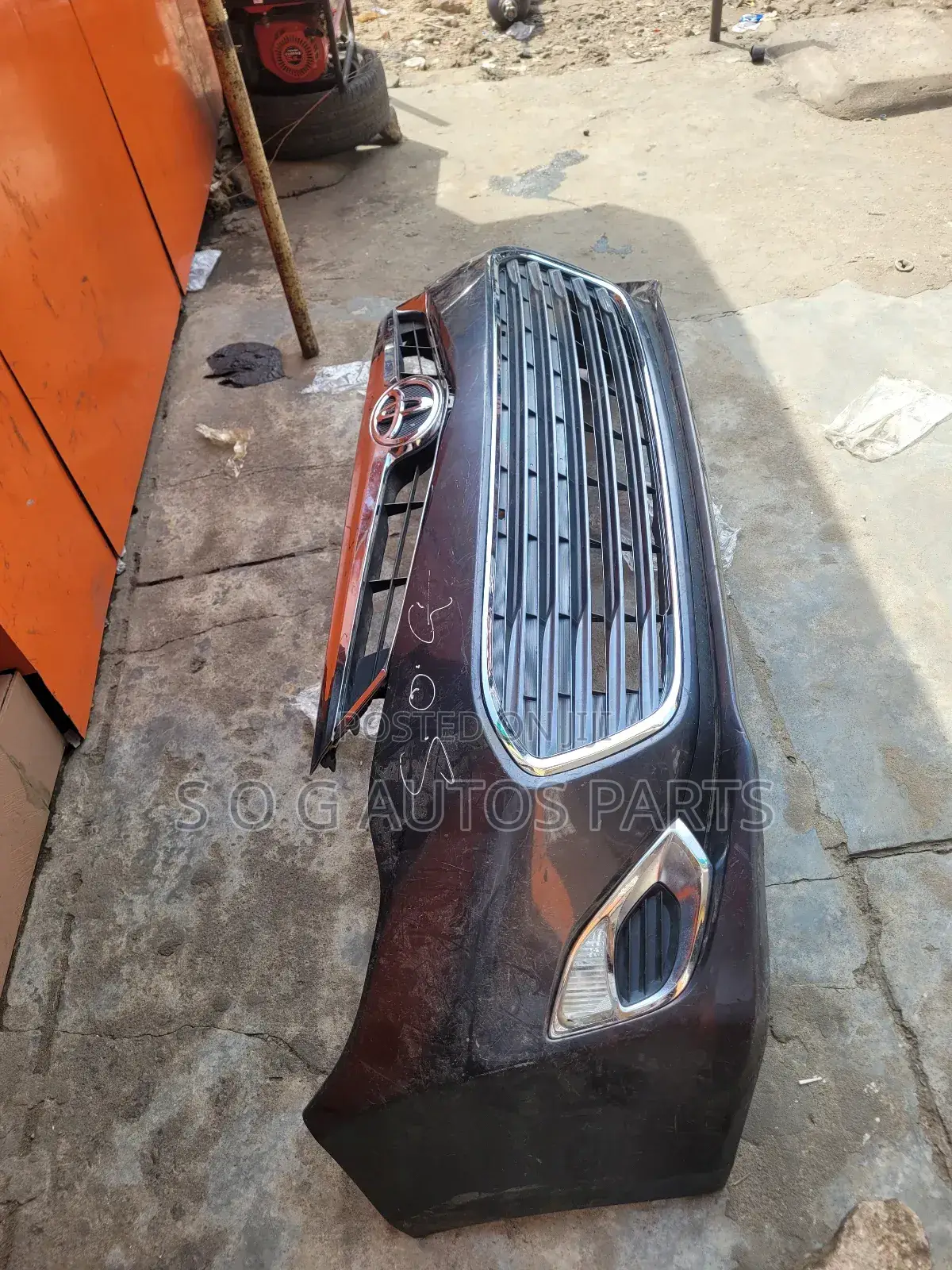 Complete Front Bumper Avalon 2015