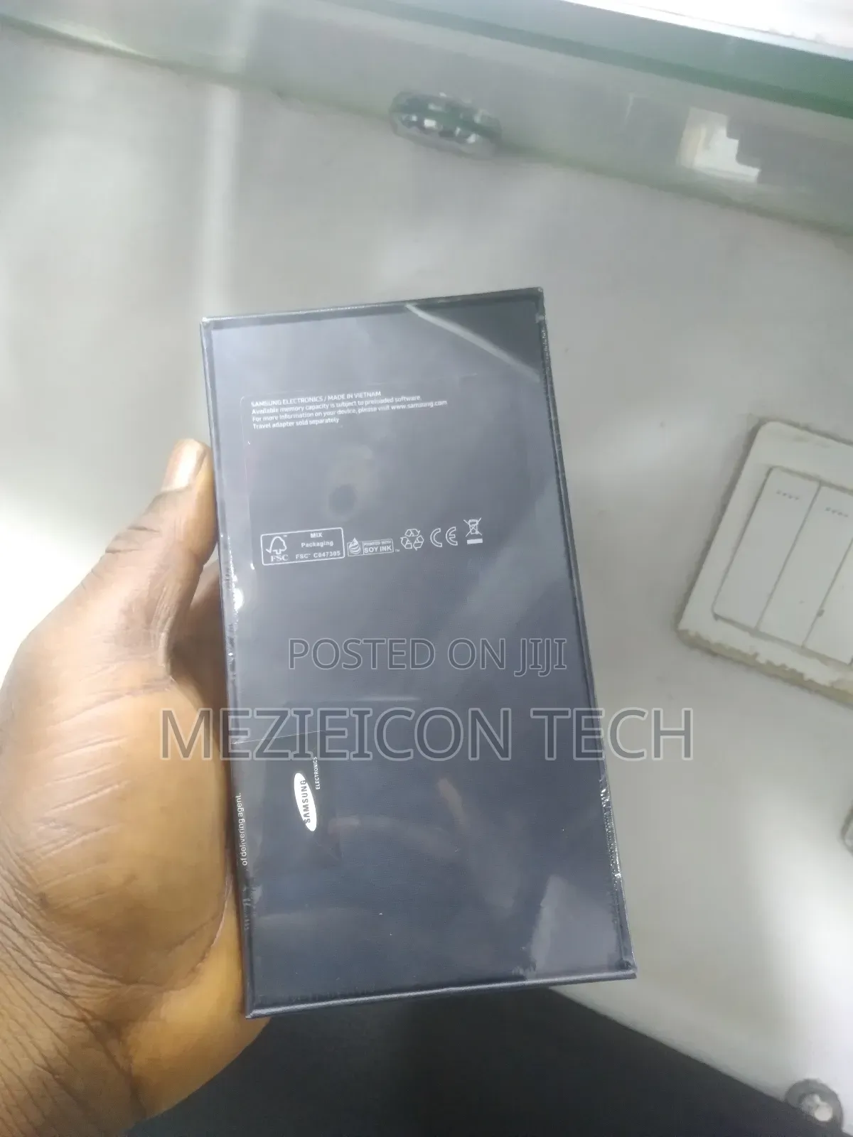 New Samsung Galaxy S21 5G 256 GB Silver