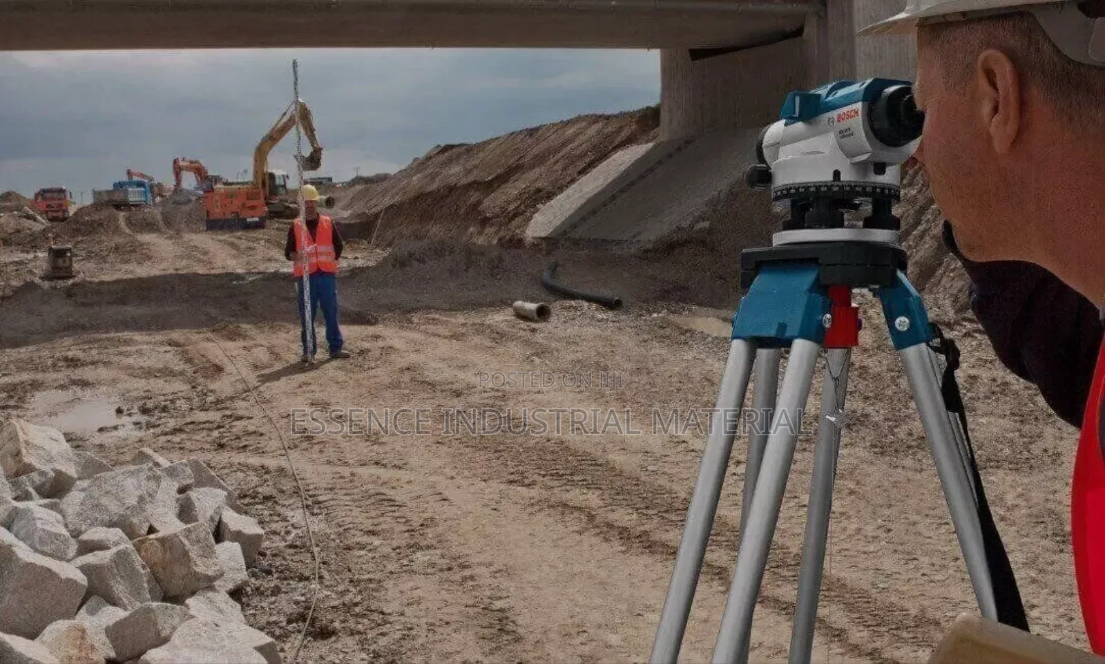 Bosch GOL 32D Surveyor