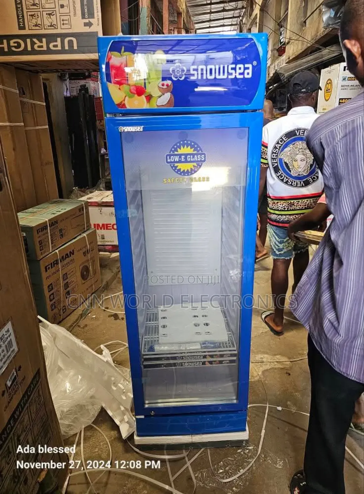 Snowsea 400L Standing Showcase Chiller Fridge for Business