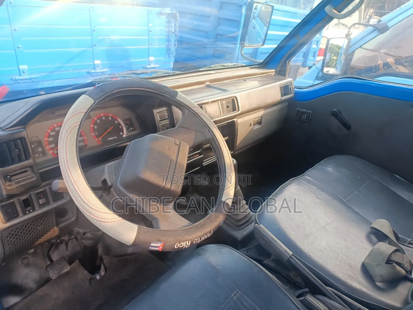 Mitsubishi L300 Delica Pickup Truck (Foreign Used)