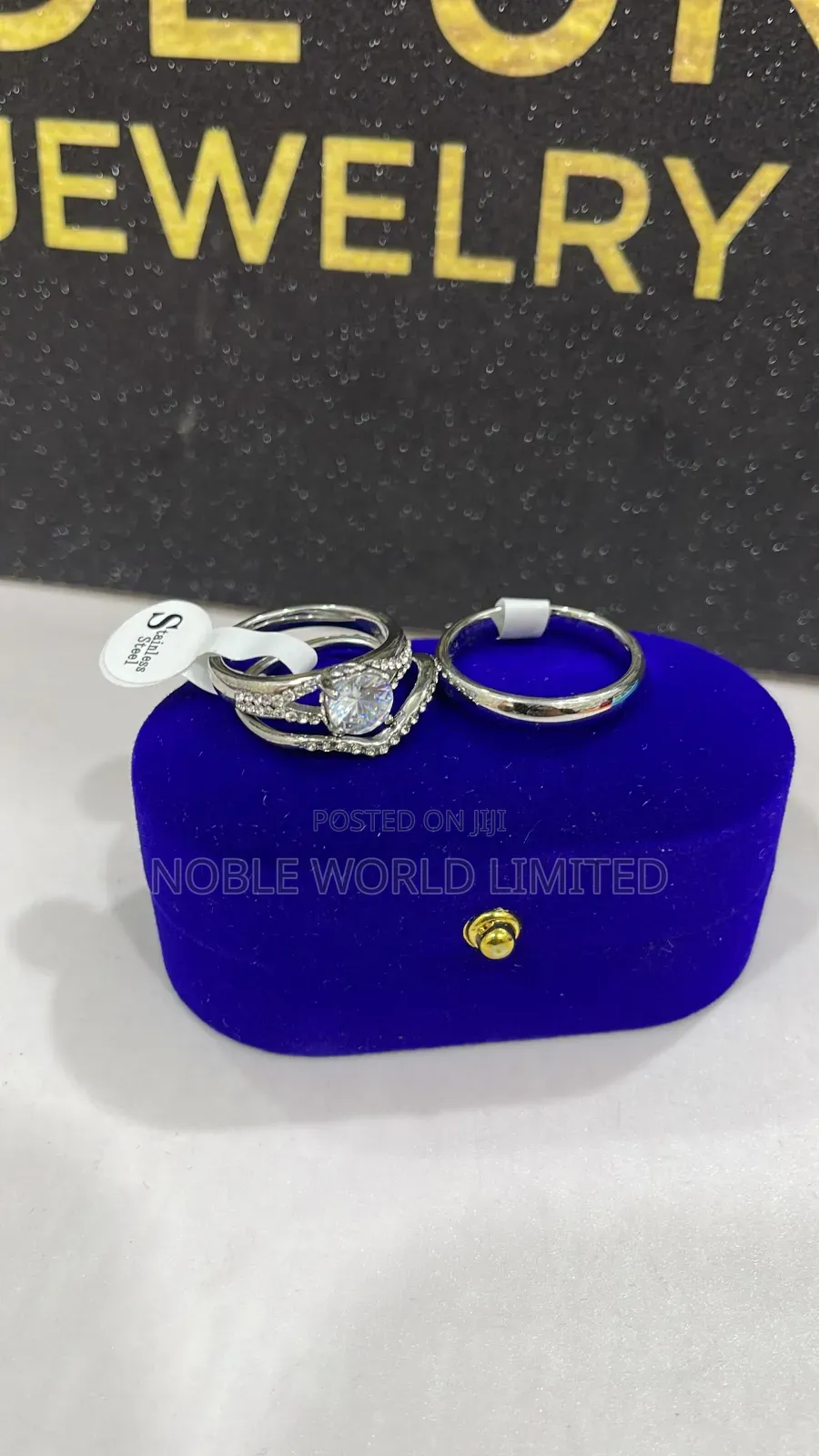 Highly Durable Silver Proposal/Wedding Rings