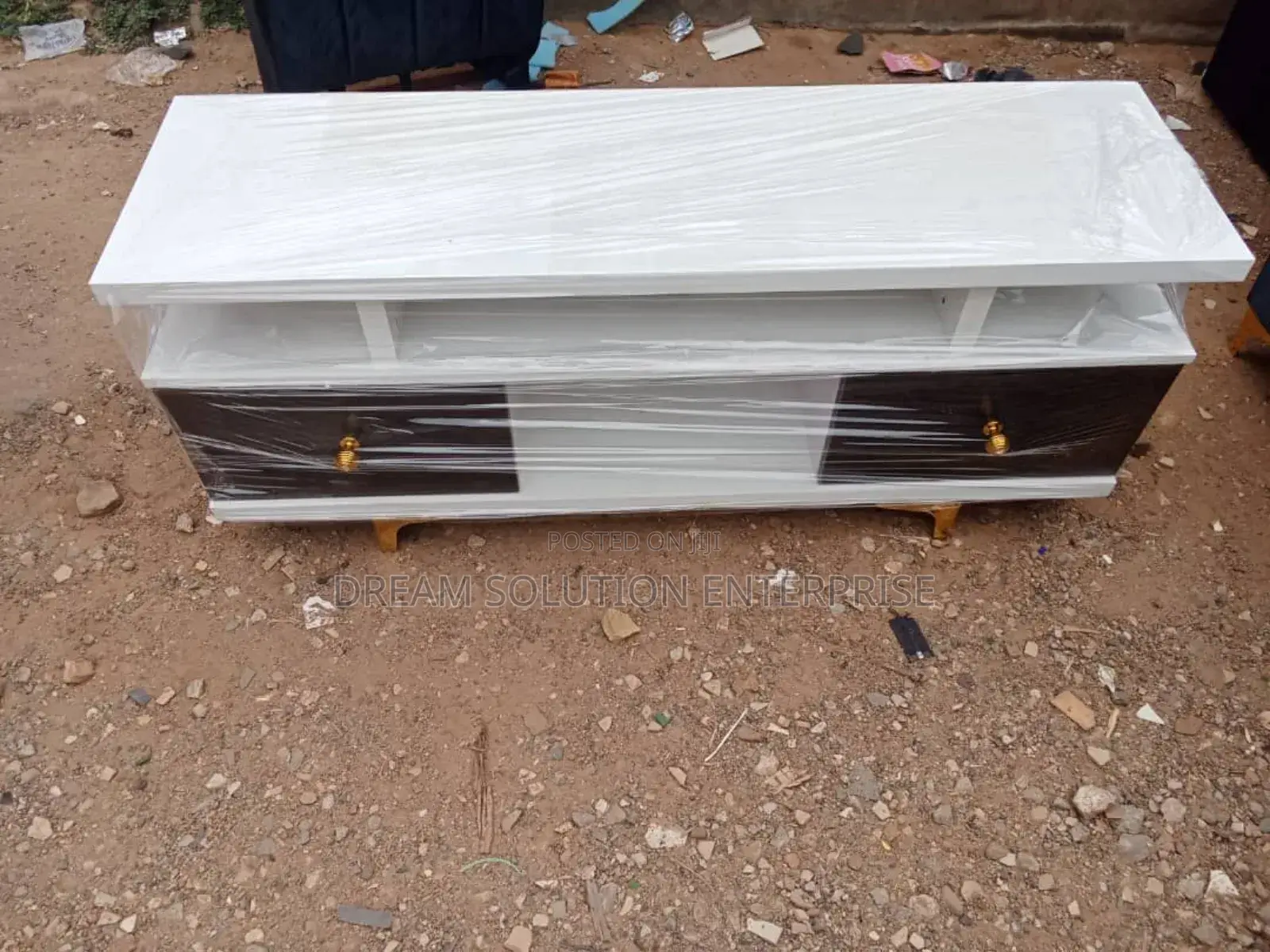 Quality Tv Stand