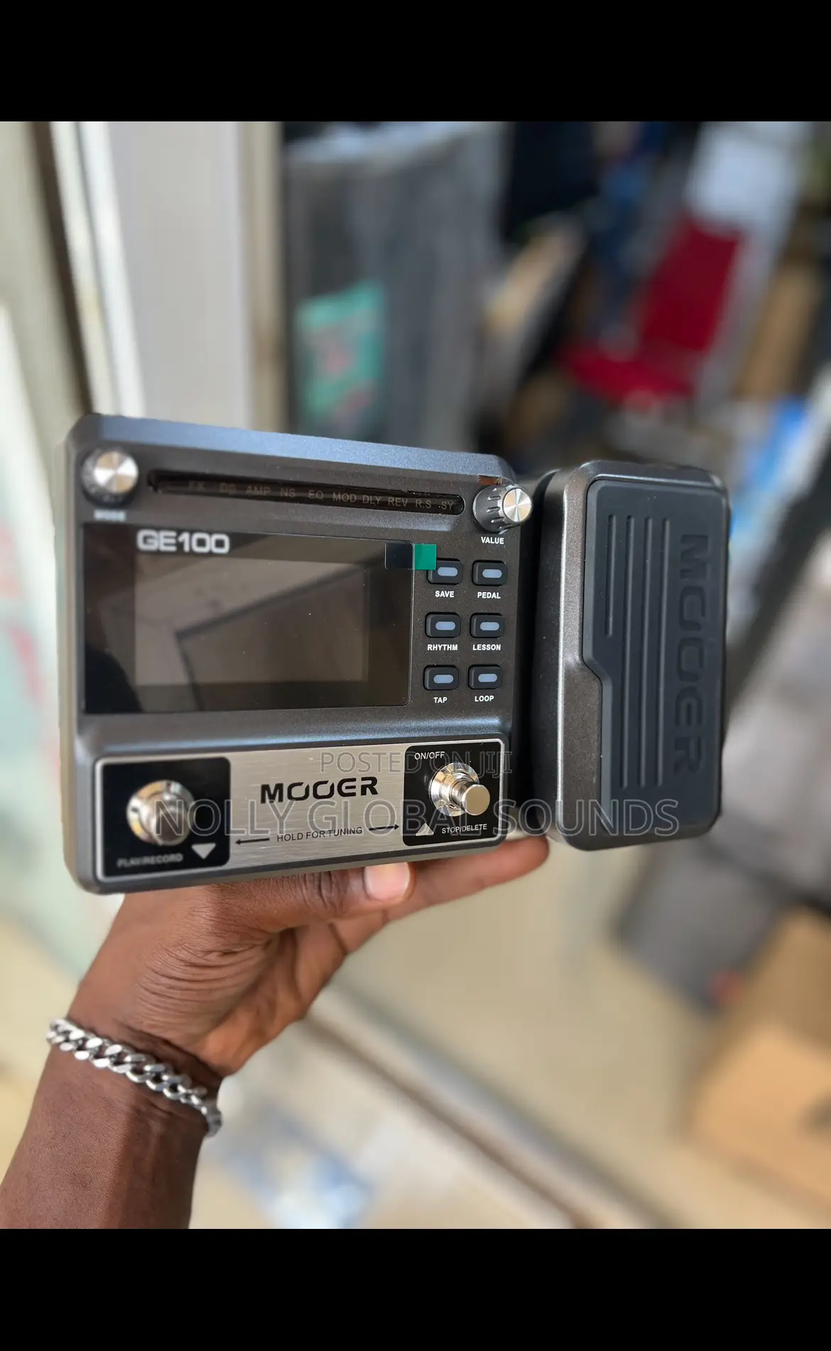 Mooer GE100 Guitar Multi-Effects Processor Effect Pedal