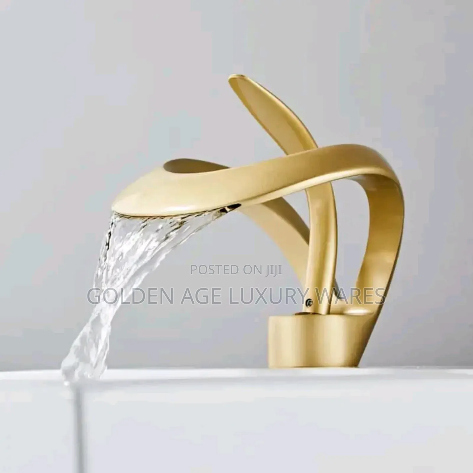 Gold Cobra Mixer Tap (Brass)
