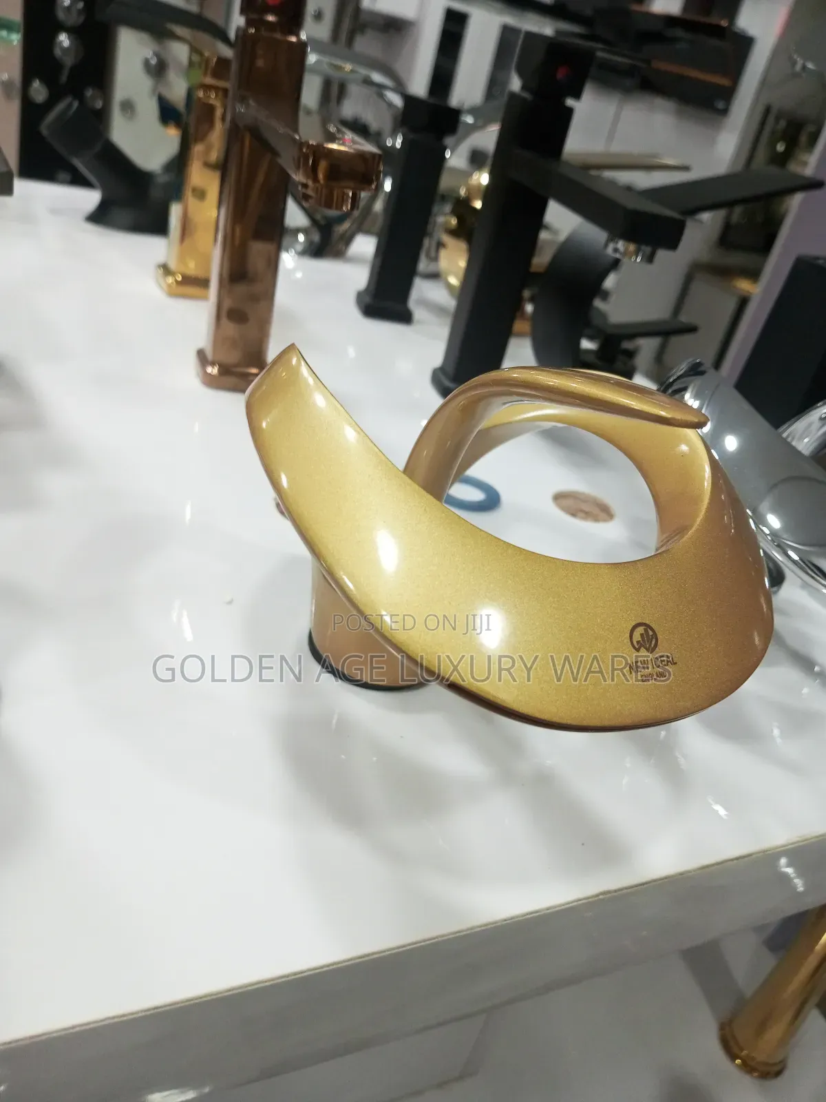 Gold Cobra Mixer Tap (Brass)