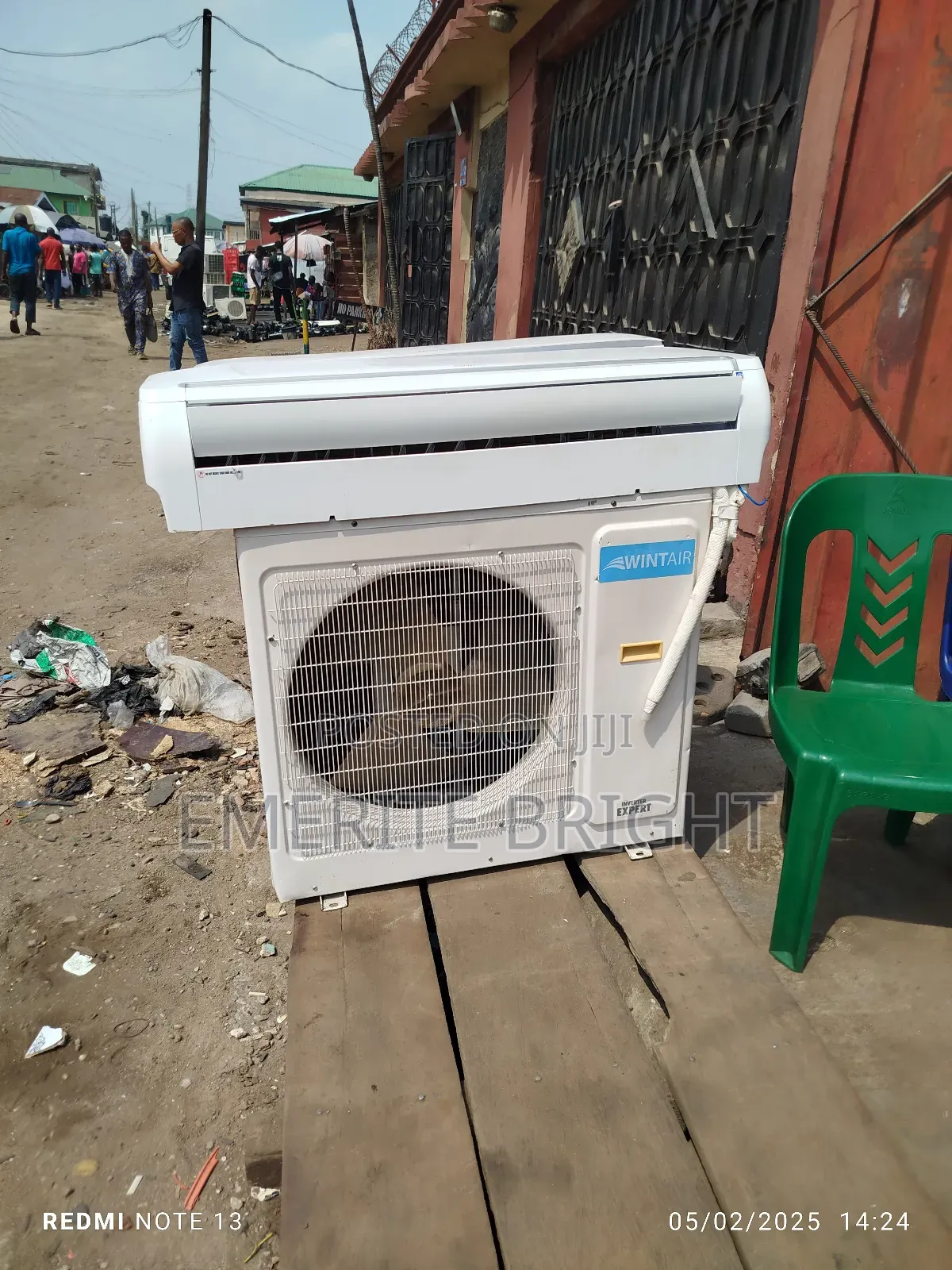 Hisense Inverter .3.5hp R32gass Wit Feli Come Gass