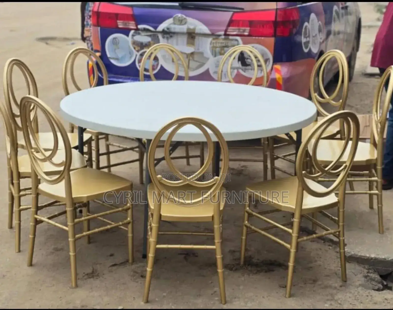 Banquet Table 5ft Round White Color