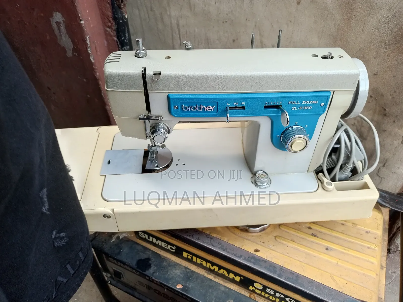 Manual Sewing Machine (Tokunbo)