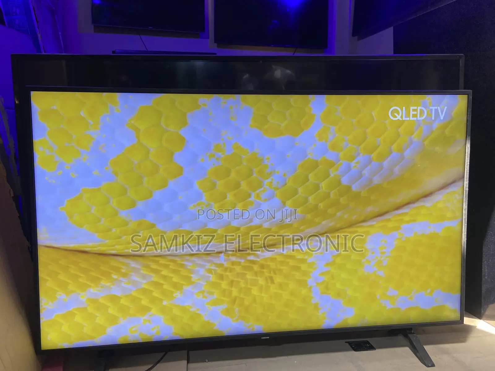 Samsung 55 Inch Qled Smart Tv (Q60r)With Amazing Smart Apps