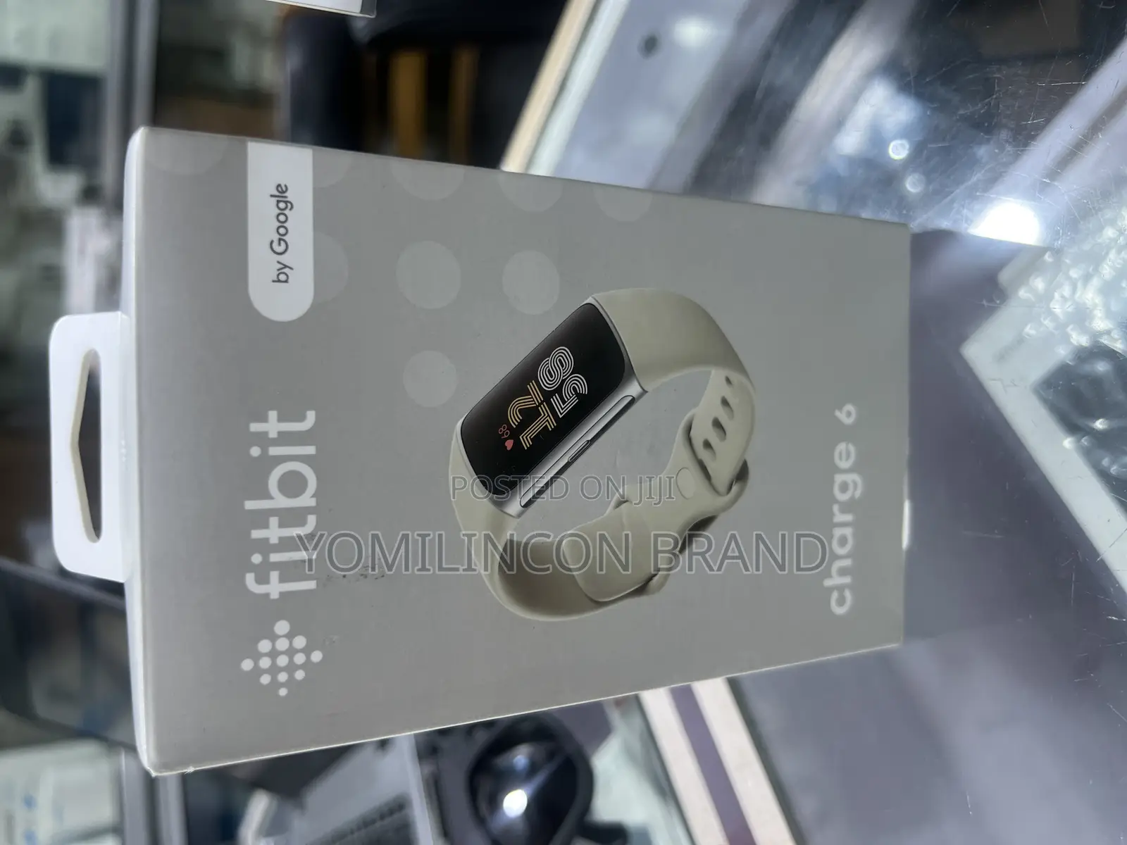 Fitbit Charge 6 - Silver.