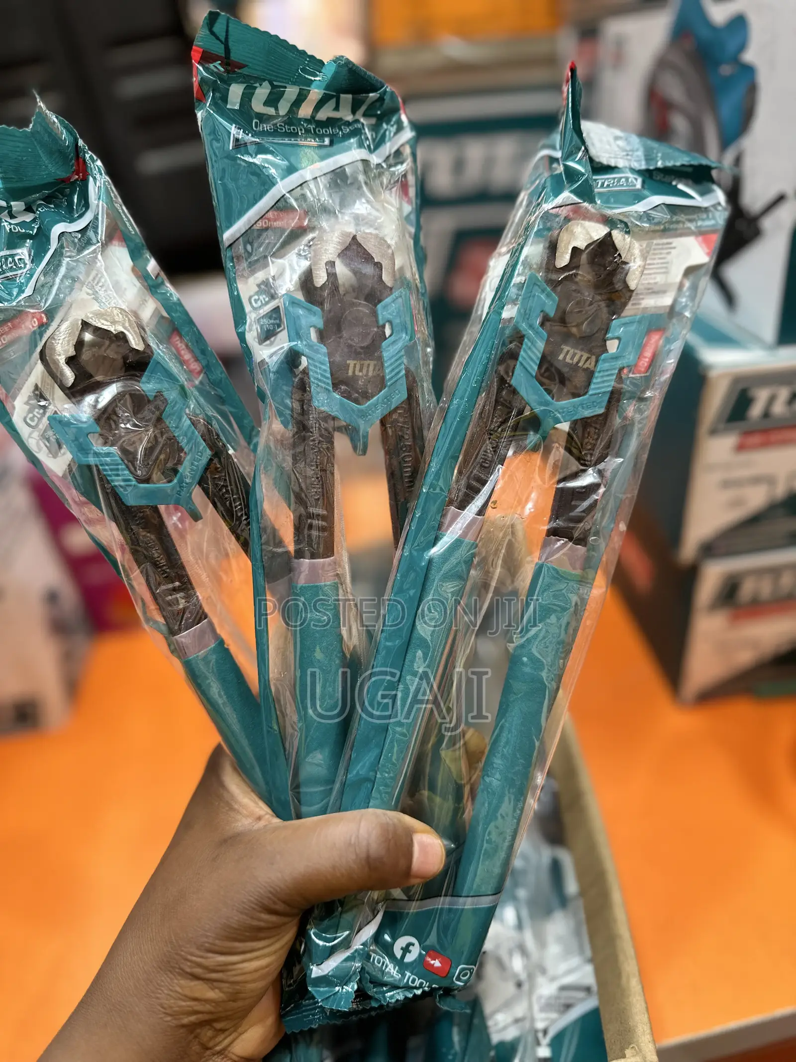 10” Total Rabbit Pliers