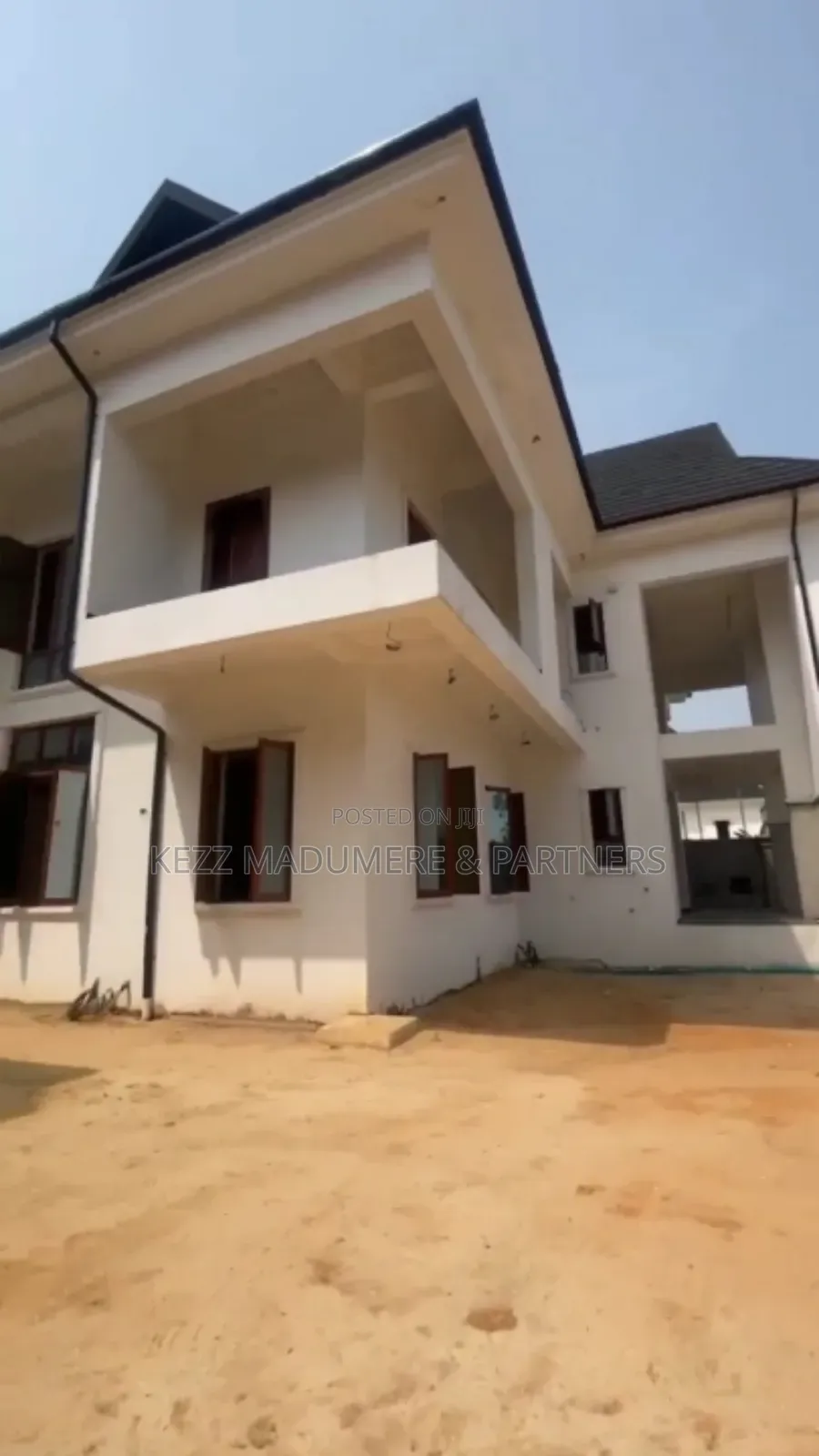 4bdrm Duplex in Ivory Heights , for sale