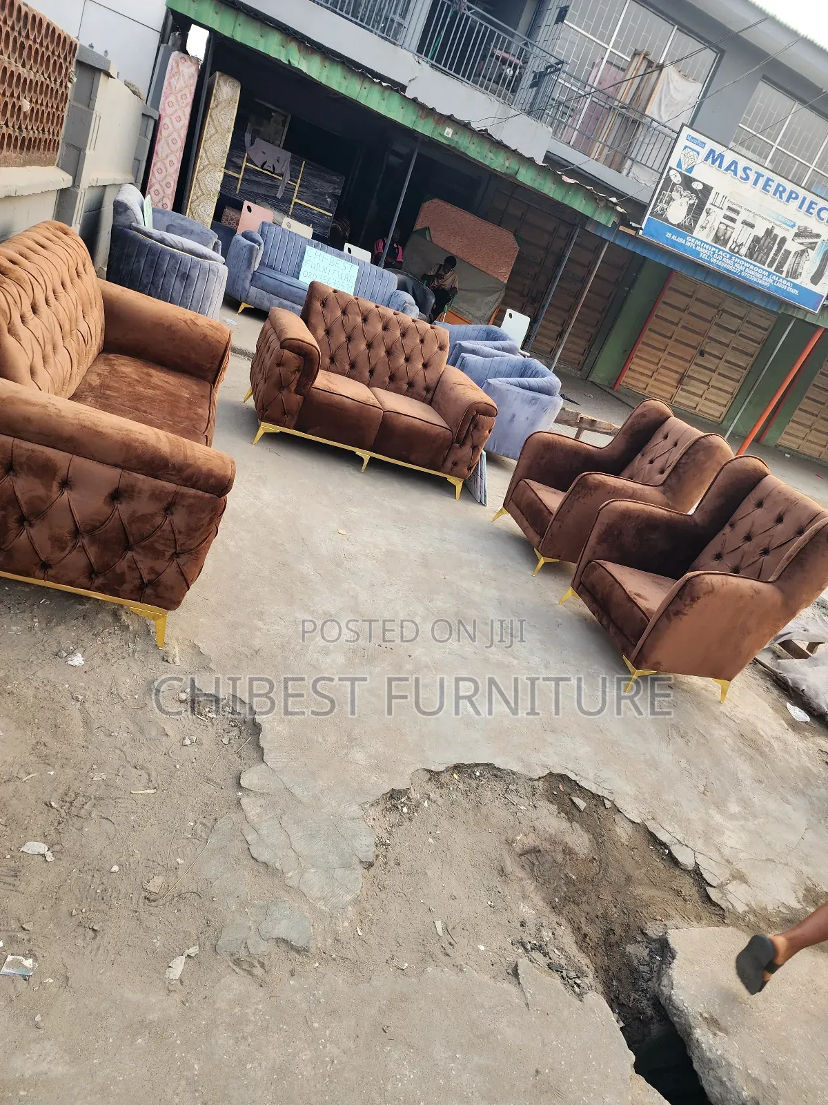 Comelets Set of 7 Seaters Sofa Chair.