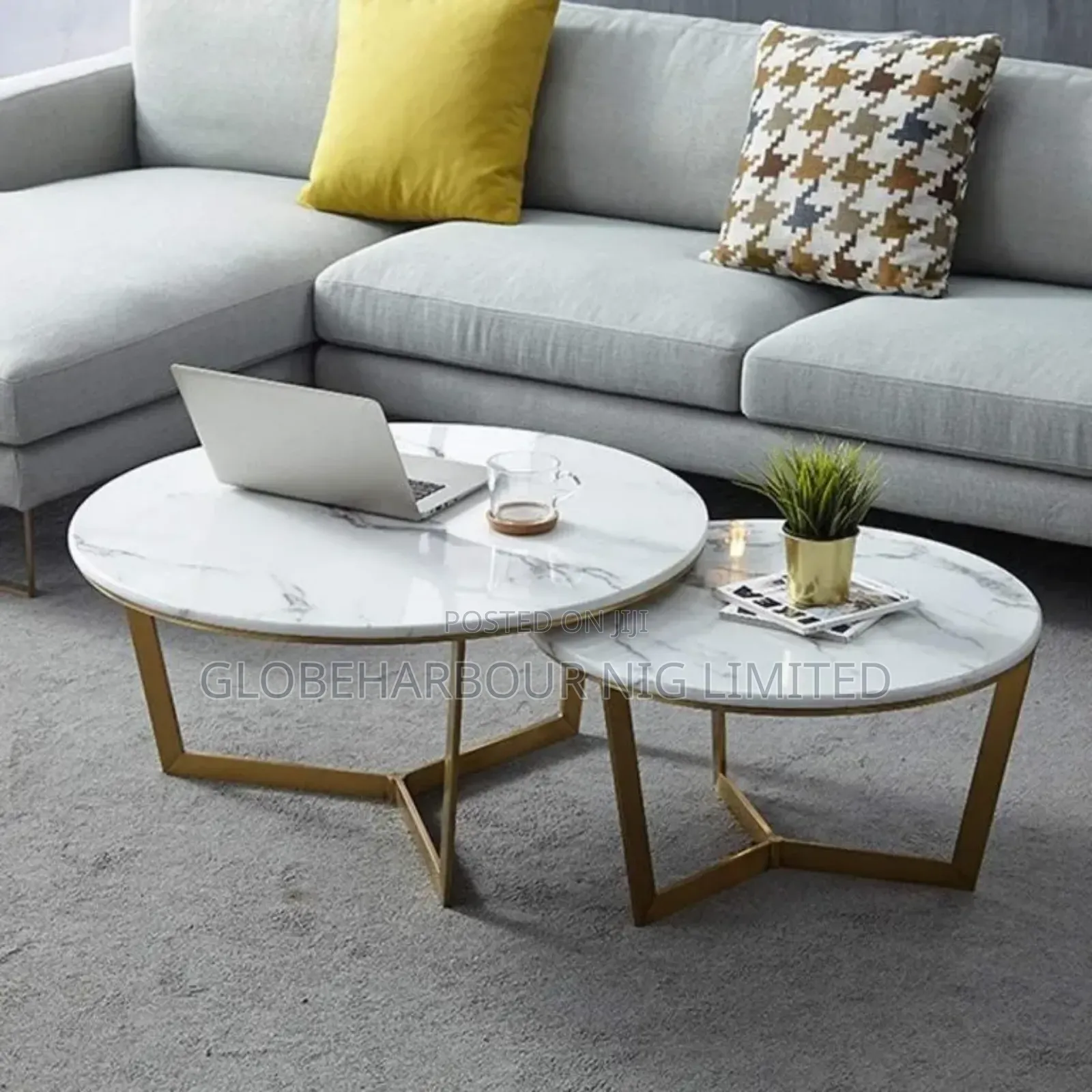 Mable Top Luxury Center Table