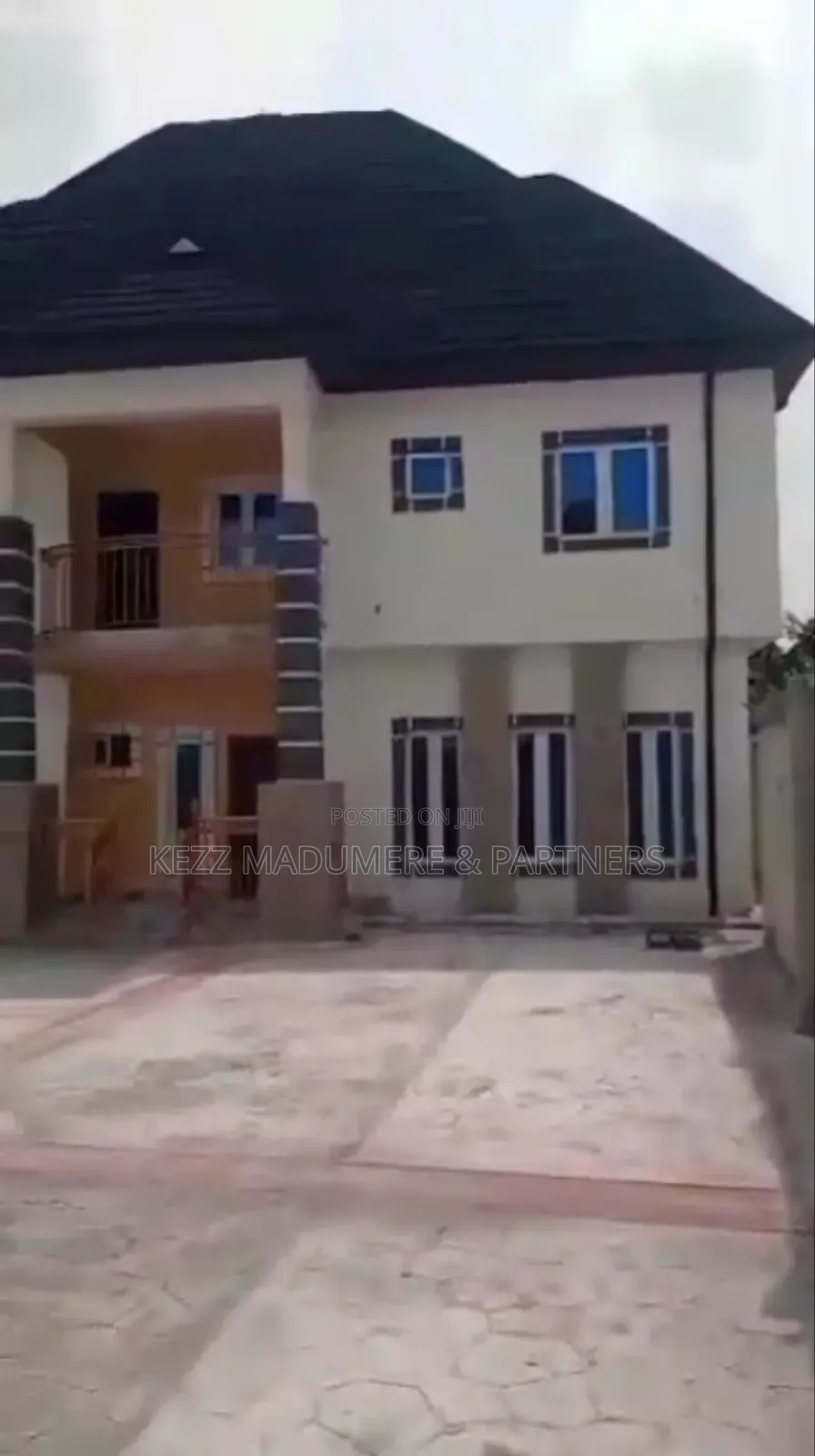 4bdrm Duplex in Off Sars Road, Port for sale