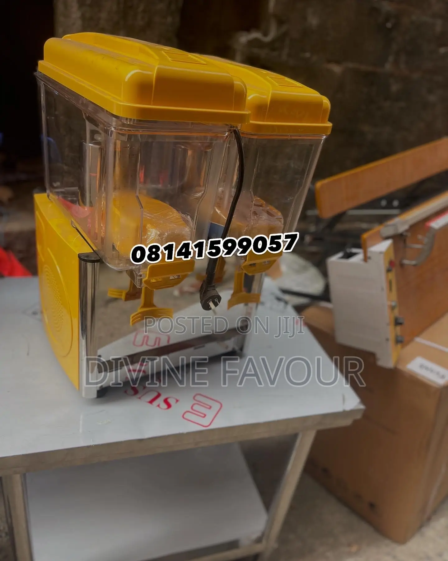 Double Chamber Juice Dispenser