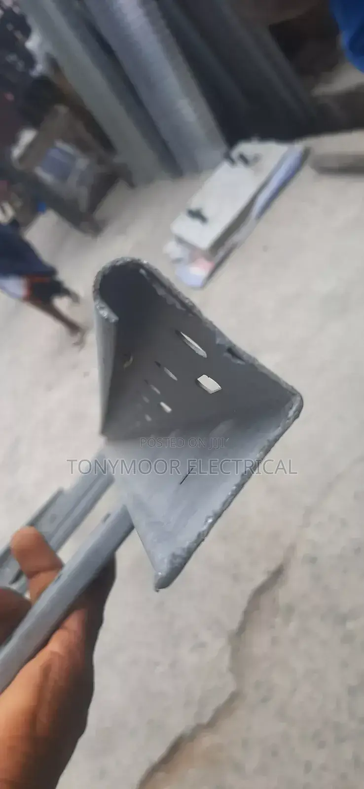300×50 Cable Ladder 2mm Thickness
