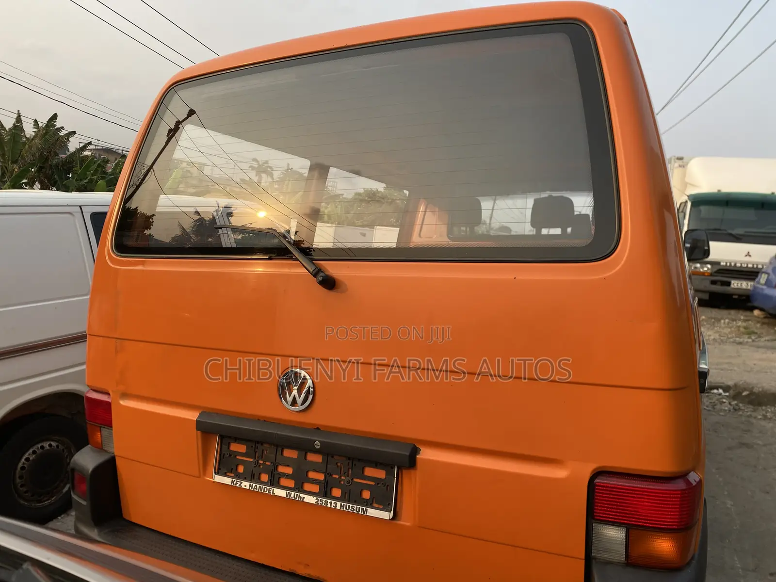 Volkswagen Transporter 2002 Orange