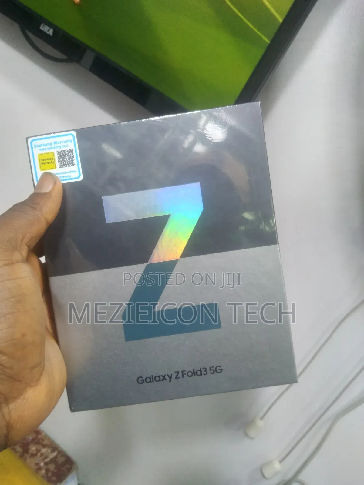 New Samsung Galaxy Z Fold3 5G 512 GB Orange